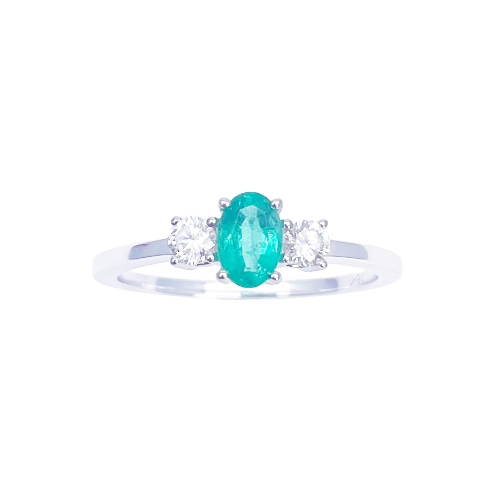18ct Gold Emerald Diamond Ring Natural Round & Oval Cut Three-Stone 0.60ct  Diamond Ring