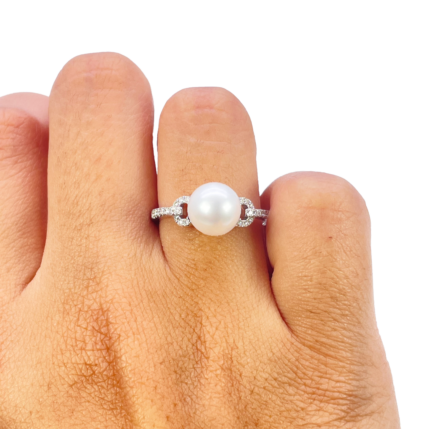 18ct Gold Freshwater Pearl Diamond Ring Natural Round 0.10ct  Diamond Ring