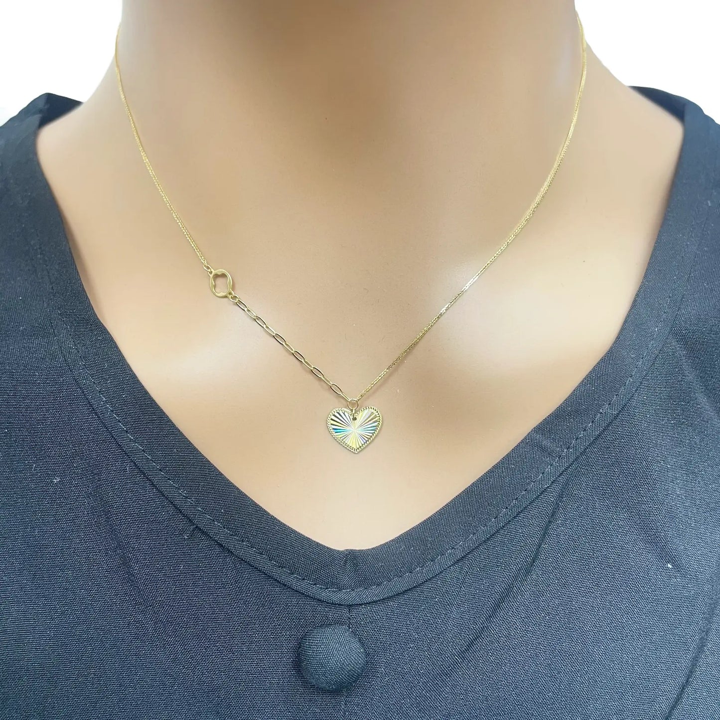 18ct Gold Heart Necklace Diamond Cut High Polished Spiga Chain 17.5 Inches 