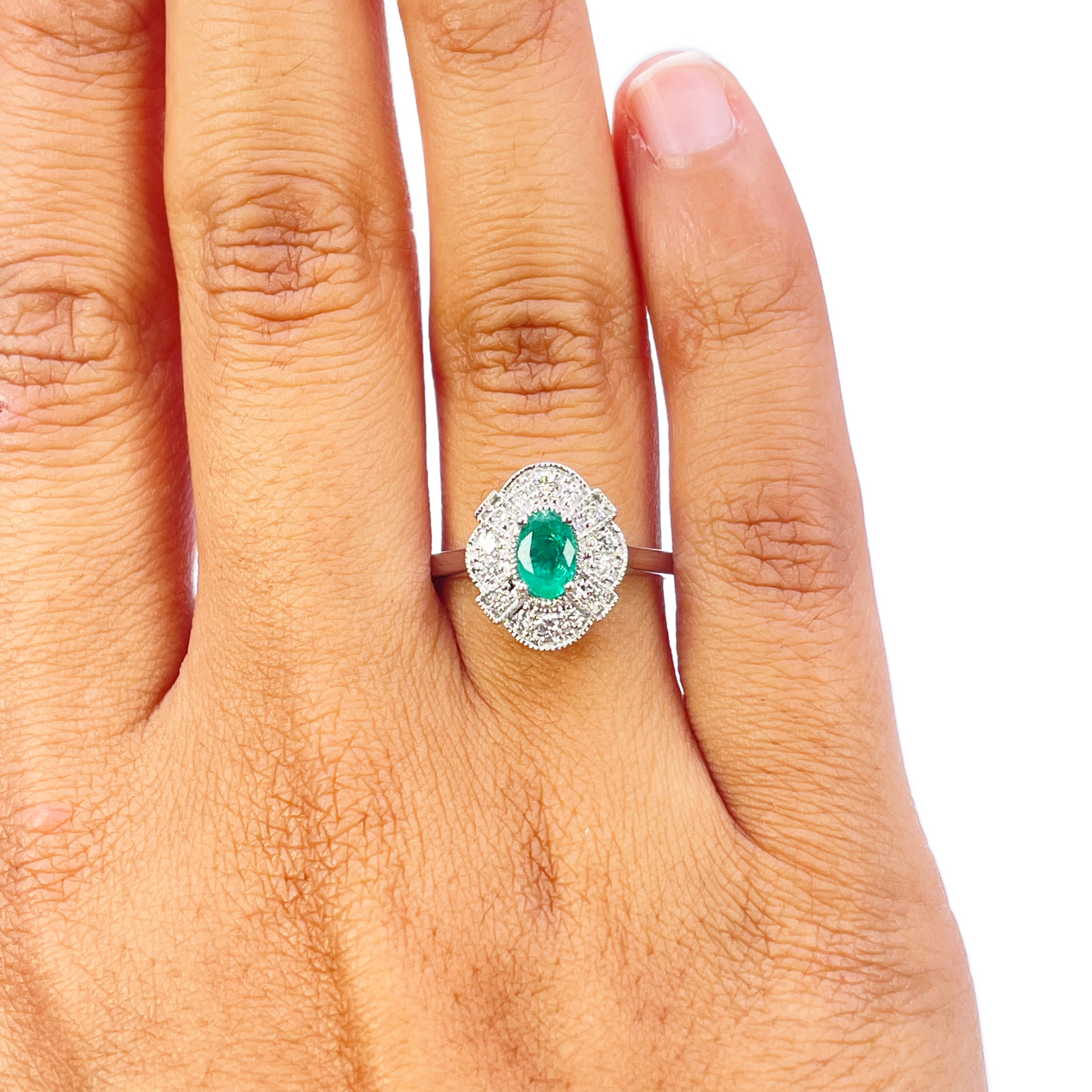 18ct Gold Natural Emerald Diamond Halo Ring Round & Oval Cut 0.65ct  Diamond Ring