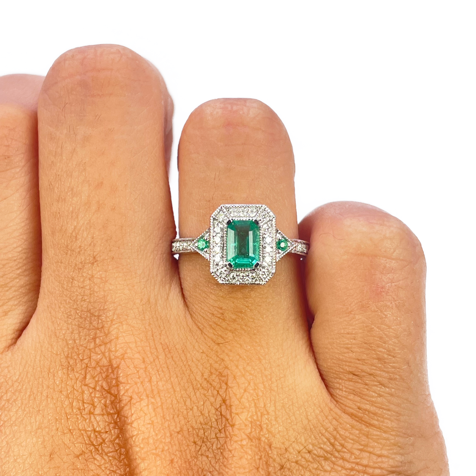 18ct Gold Natural Emerald Diamond Ring Round & Emerald Cut 0.80ct  Diamond Ring