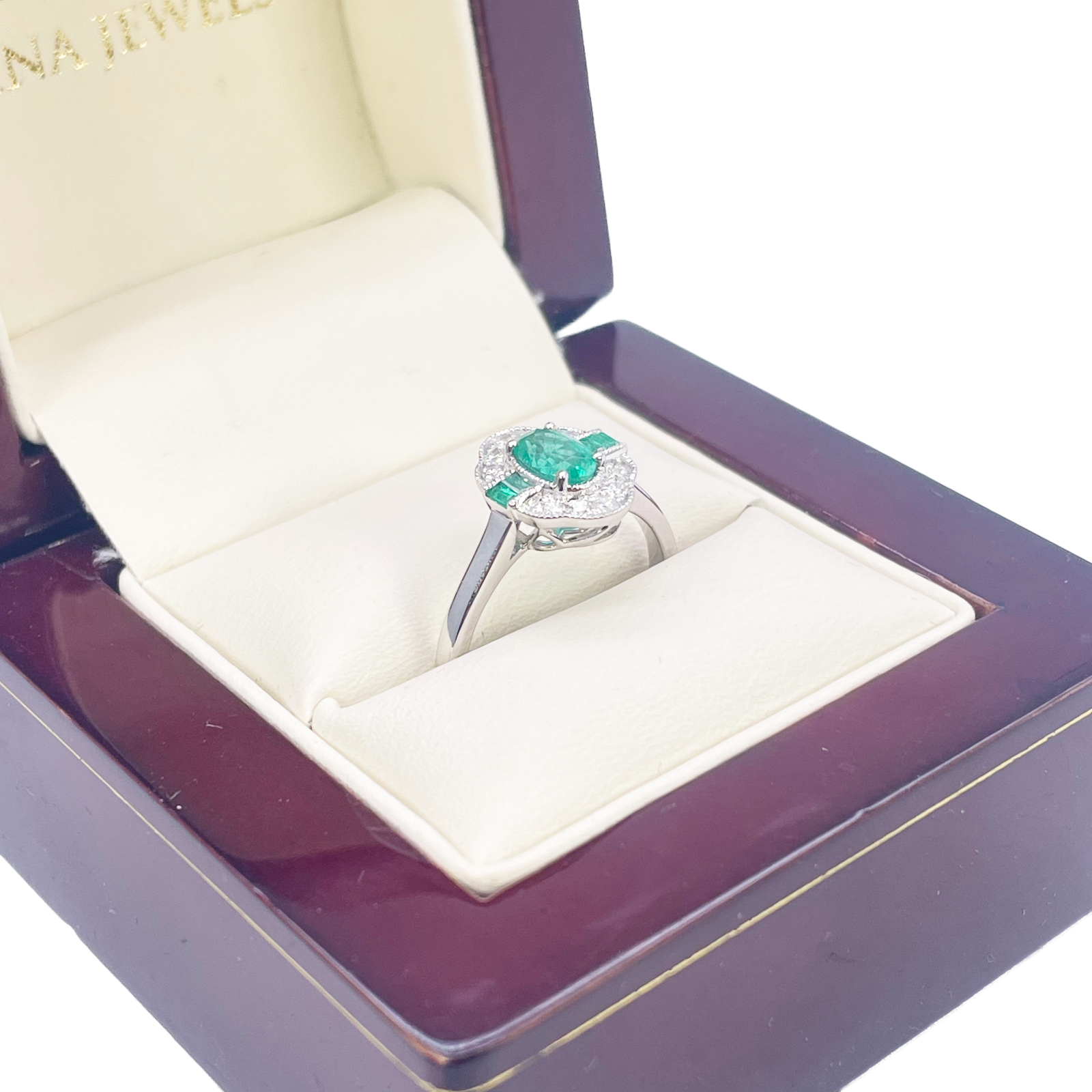 18ct Gold Natural Emerald Diamond Ring Round, Baguette & Oval Cut 0.66ct  Diamond Ring