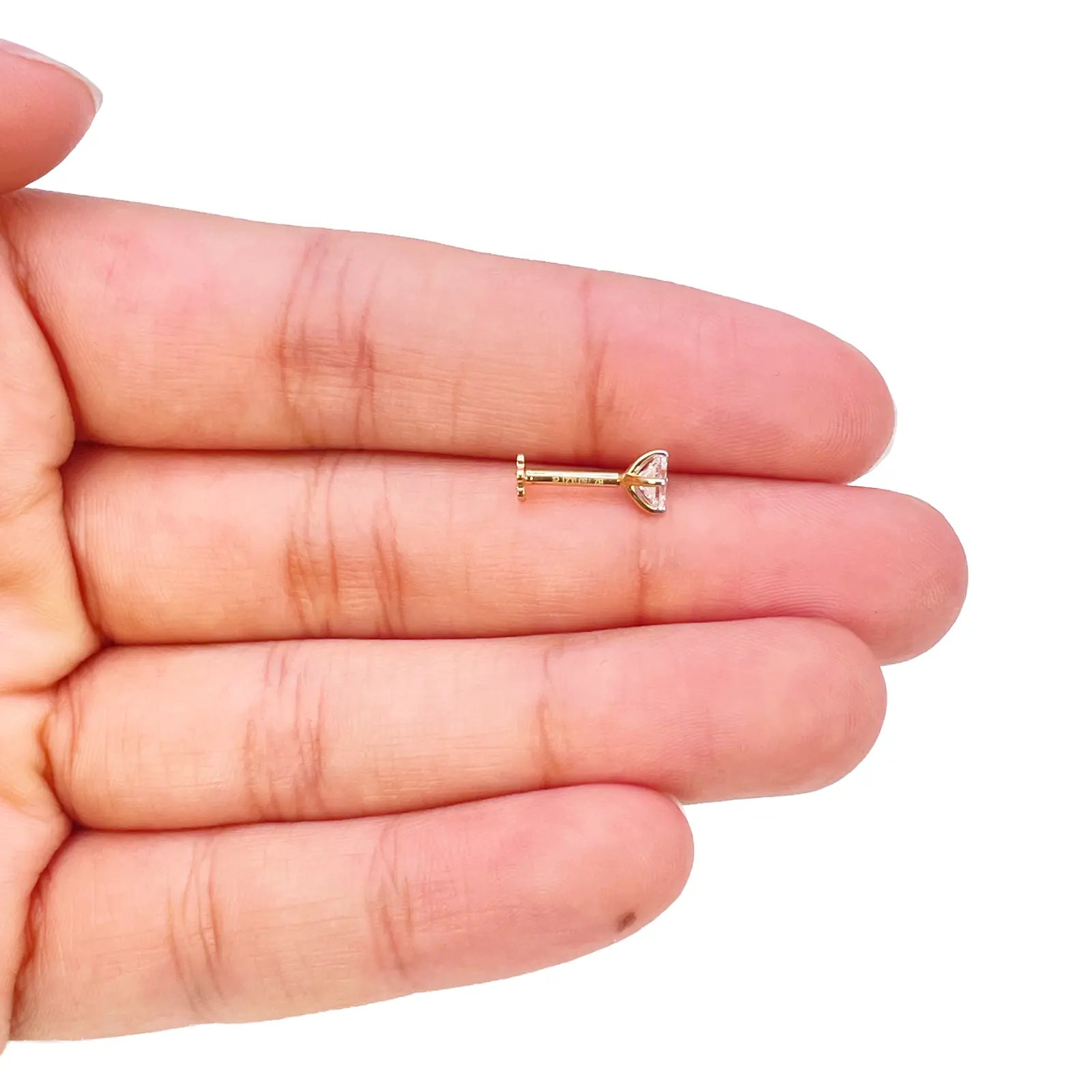 18ct Gold Natural Princess Diamond Nose Stud Pin 0.20ct 4 Claw Certified  Body Piercing