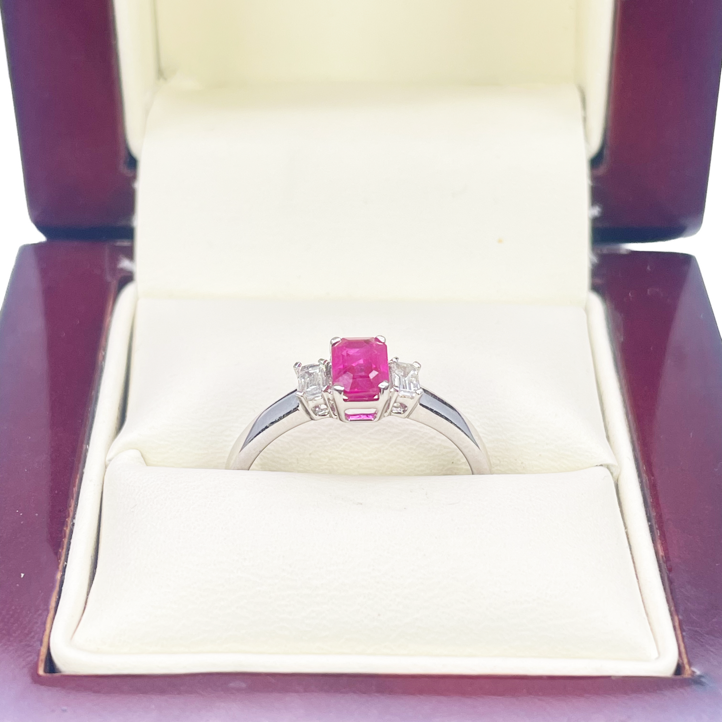 18ct Gold Ruby Diamond Ring Natural Baguette & Emerald Cut 0.85ct  Diamond Ring