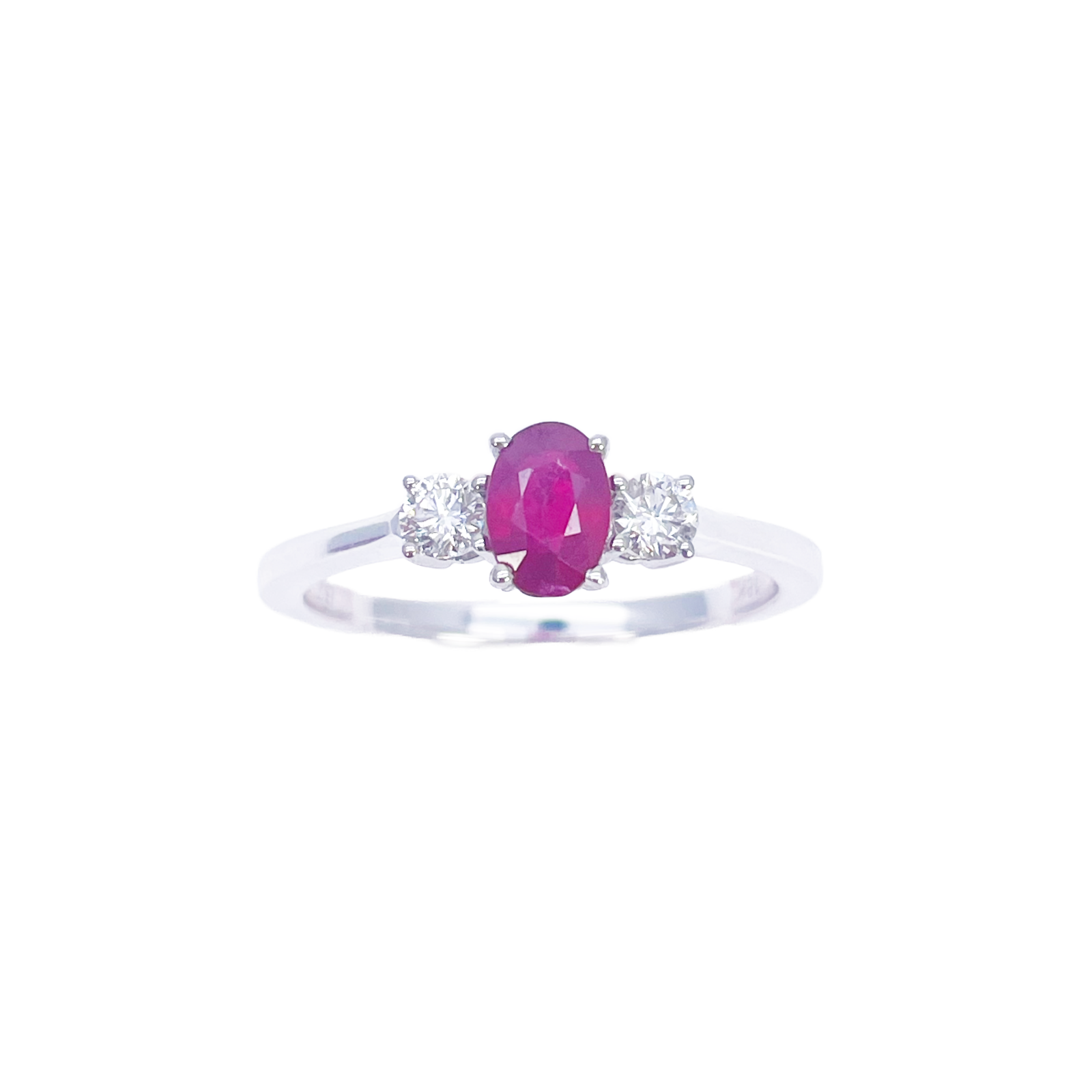 18ct Gold Ruby Diamond Ring Natural Round & Oval Cut Three-Stone 0.80ct  Diamond Ring