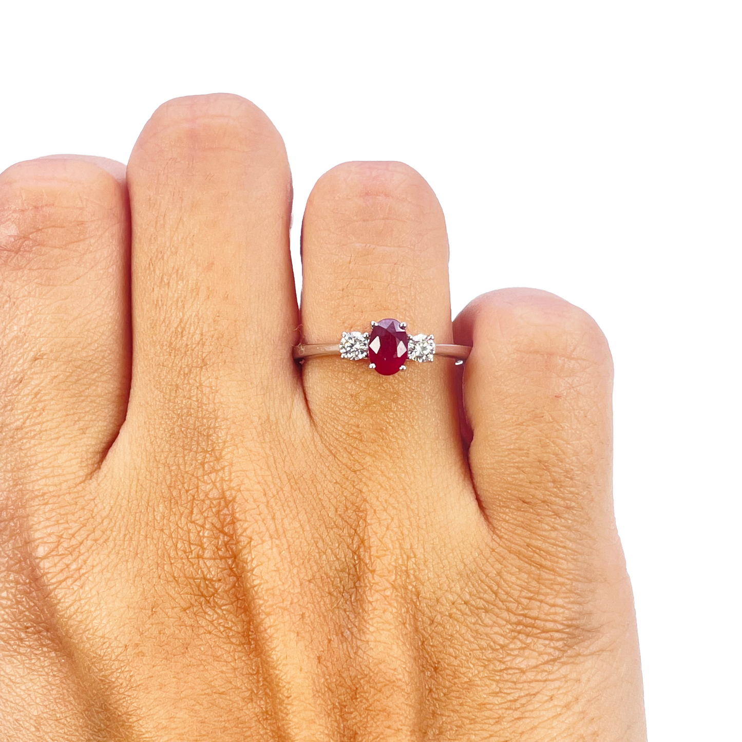 18ct Gold Ruby Diamond Ring Natural Round & Oval Cut Three-Stone 0.80ct  Diamond Ring