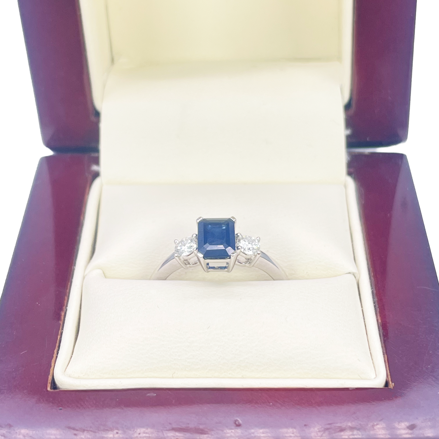 18ct Gold Sapphire Diamond Ring Natural Round & Emerald Cut Three-Stone 1.47ct  Diamond Ring