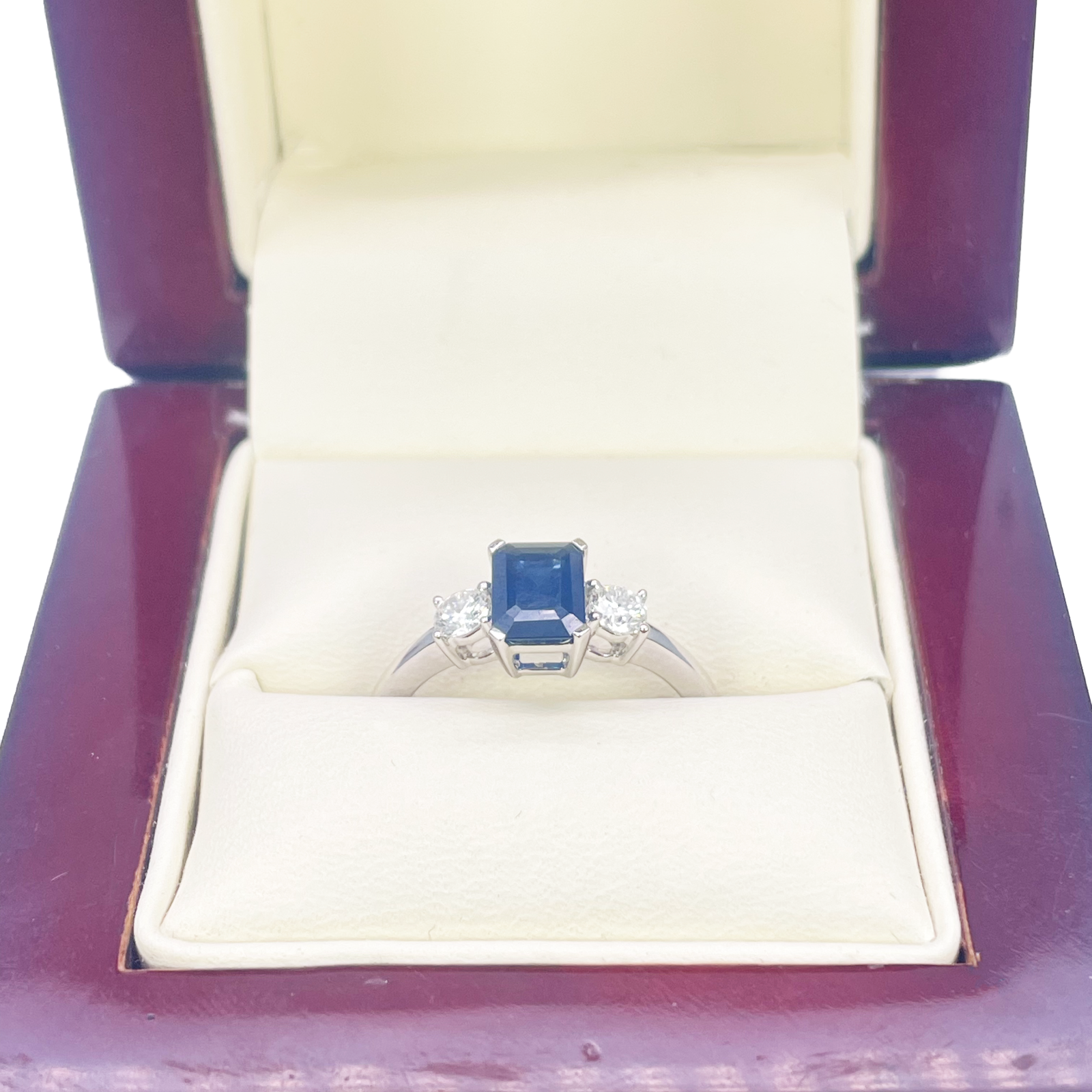 18ct Gold Sapphire Diamond Ring Natural Round & Emerald Cut Three-Stone 1.47ct  Diamond Ring