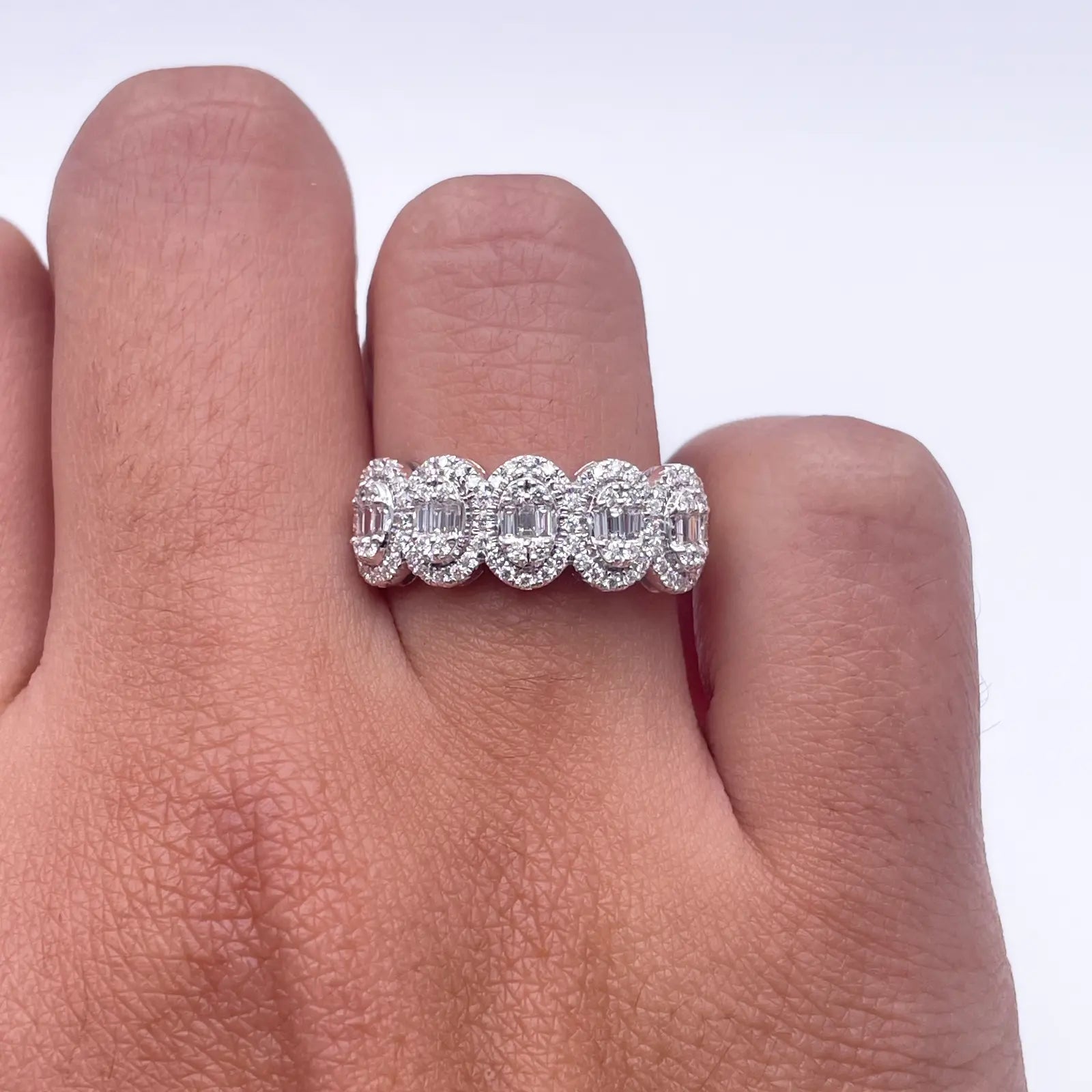 18ct White Gold Diamond 5 Oval Cluster With Baguettes Ring 0.49ct  Diamond Ring