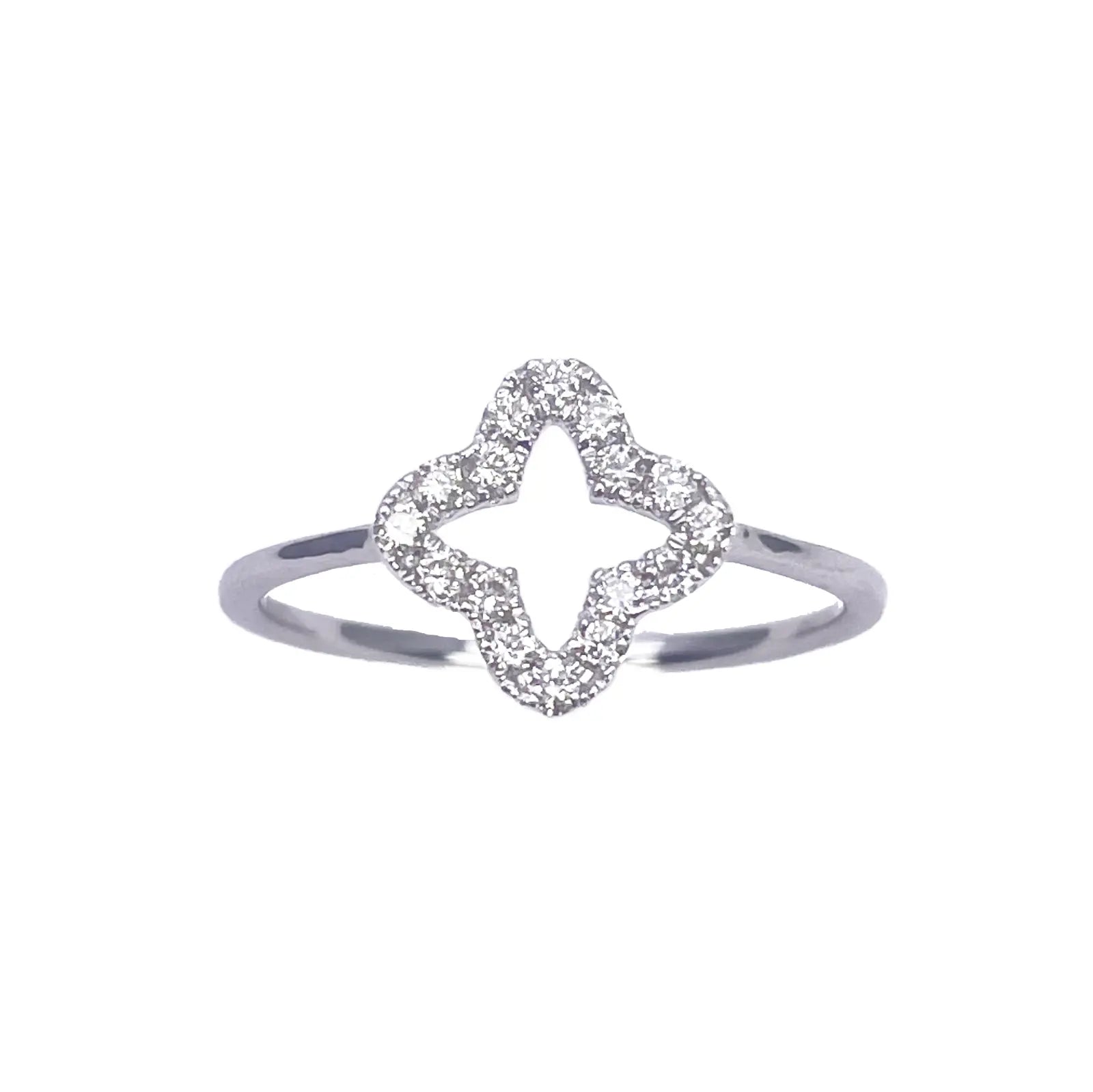 18ct White Gold Diamond Clover/Flower Shaped Ring 0.19ct  Diamond Ring