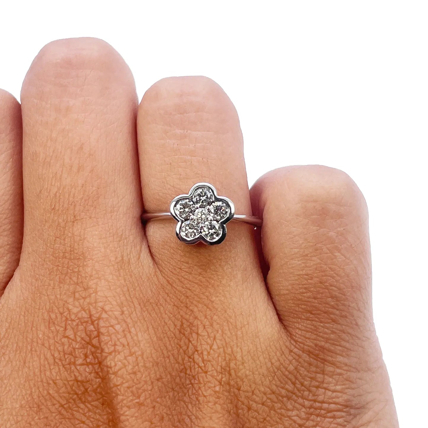 18ct White Gold Elegant Floral Diamond Ring 0.46ct  Diamond Ring