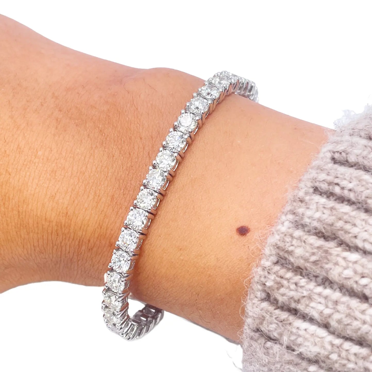 18ct White Gold Natural Diamond 4-Claw Tennis Bracelet 10.72ct 7  Diamond Bracelets