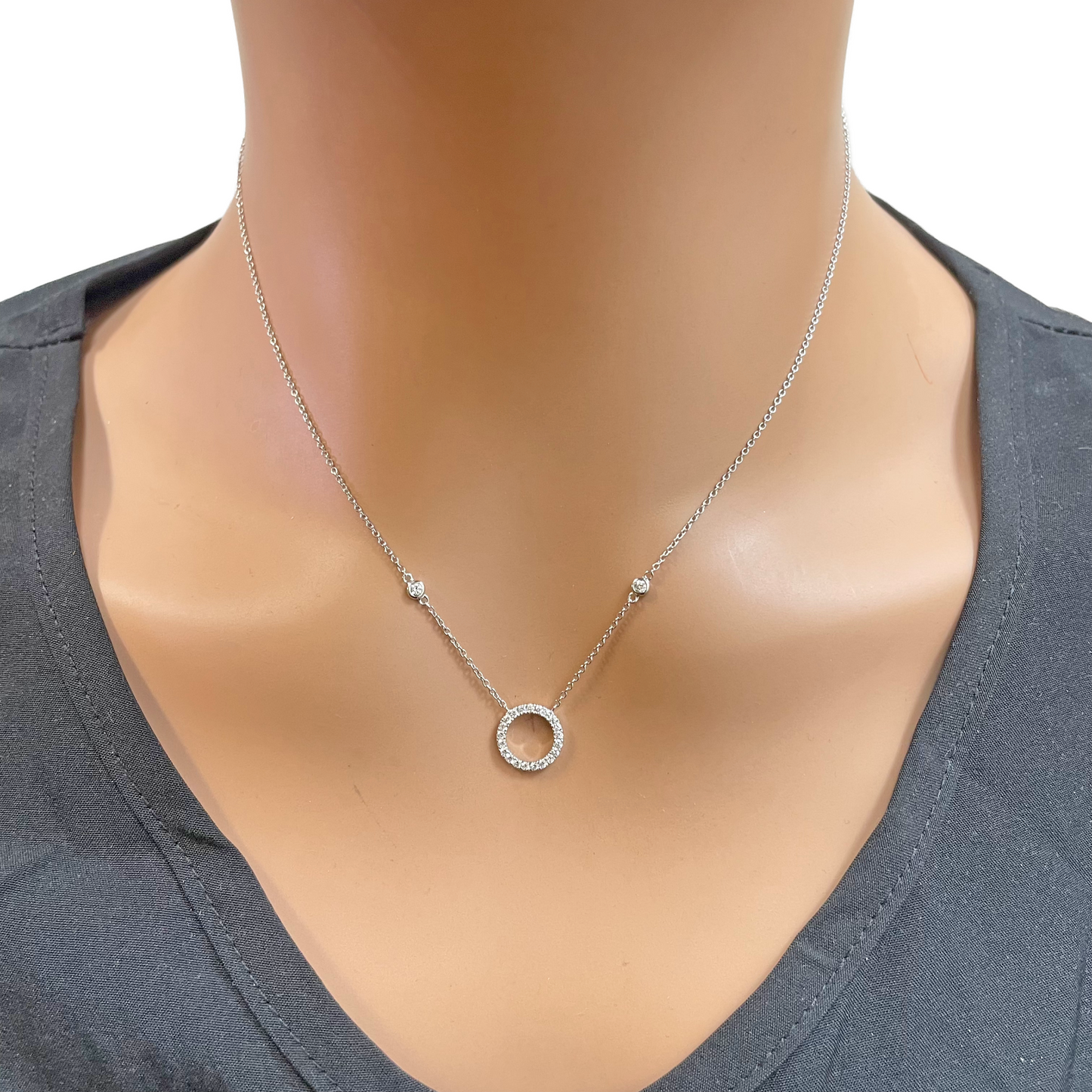 18ct White Gold Natural Round Diamond 0.20ct Circle of Life Necklace 17 Inches 