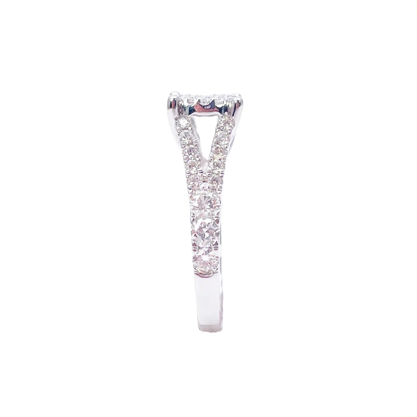 18ct White Gold Natural Round Diamond Cluster Split Shank Ring 1.00ct  Diamond Ring