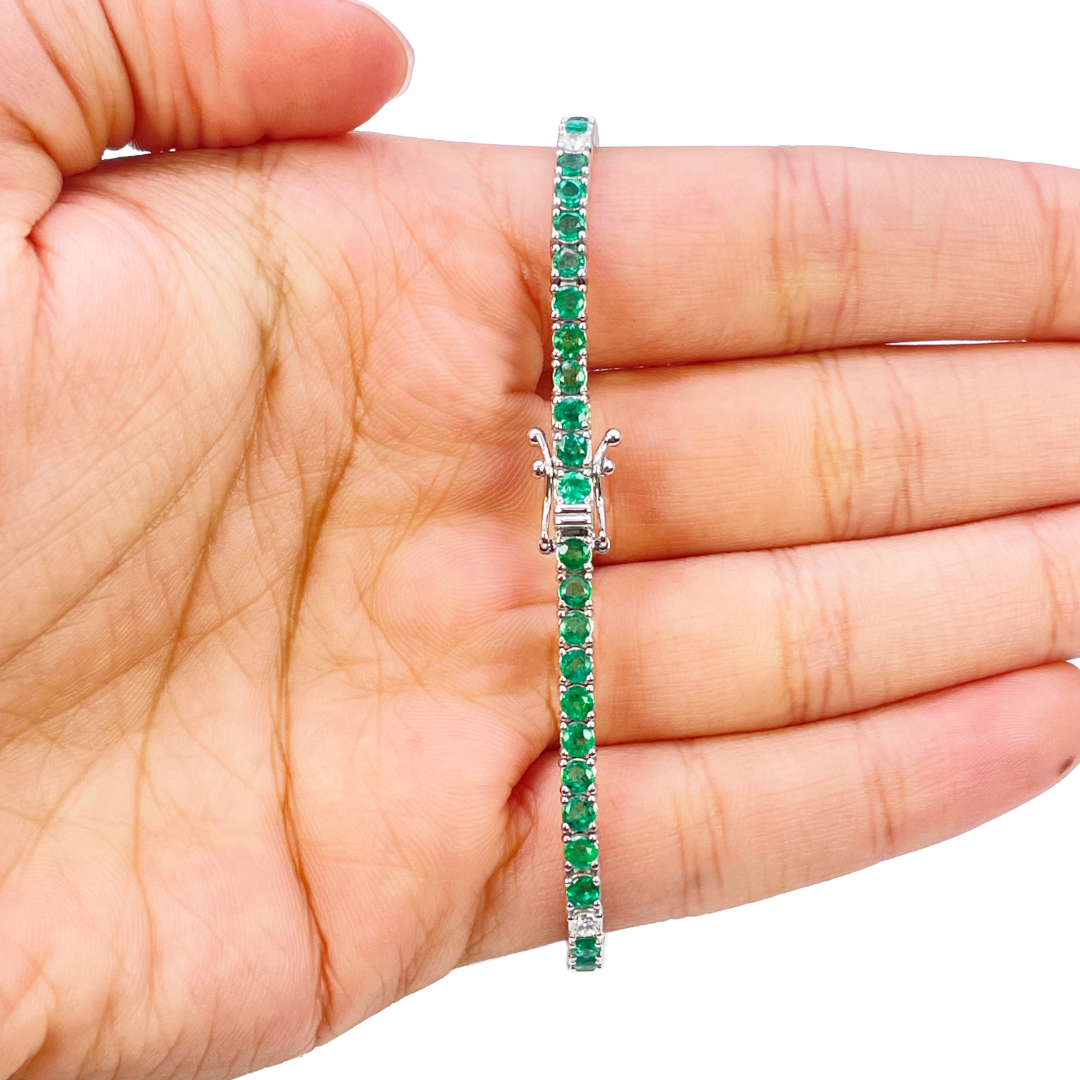 18ct White Gold Natural Round Emerald & Diamond Tennis Bracelet 4.15ct 7 Inches  Diamond Bracelets