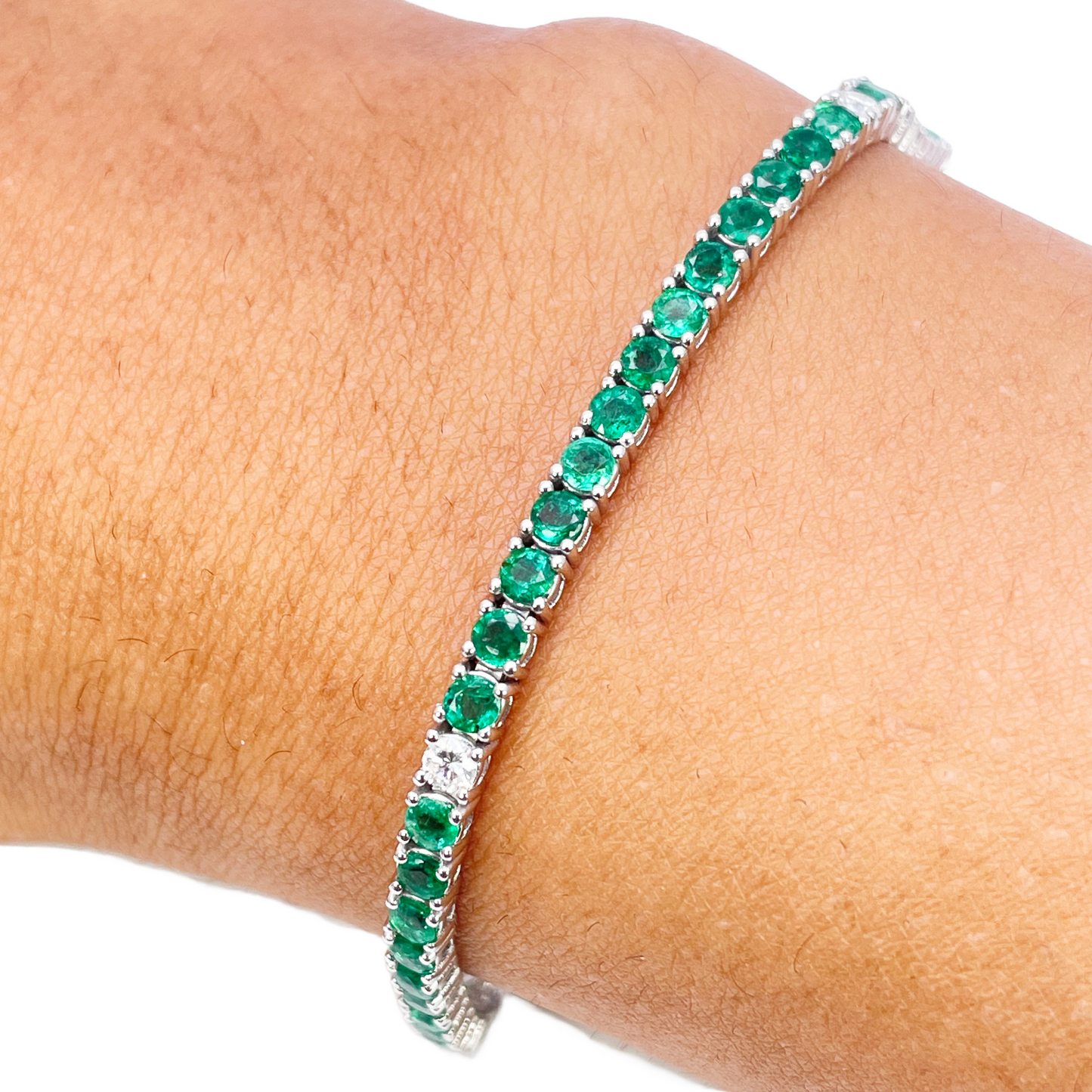 18ct White Gold Natural Round Emerald & Diamond Tennis Bracelet 4.15ct 7 Inches  Diamond Bracelets