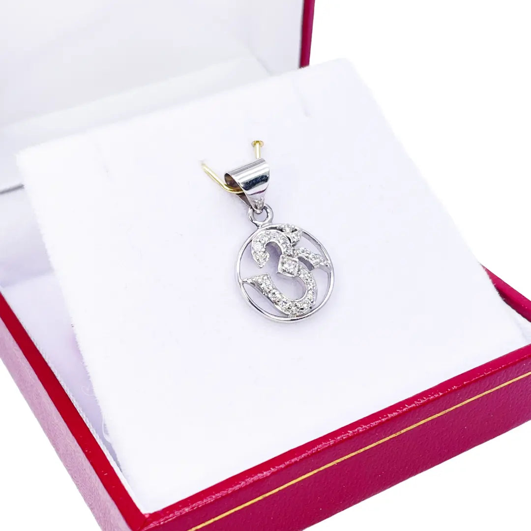 18ct White Gold Round Classic OM Cubic Zirconia Pendant 13.7mm Width 