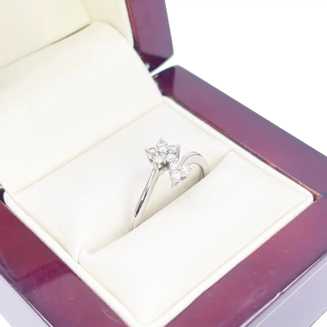 18ct White Gold Round Diamond Floral Cross Over Ring 0.21ct  Diamond Ring