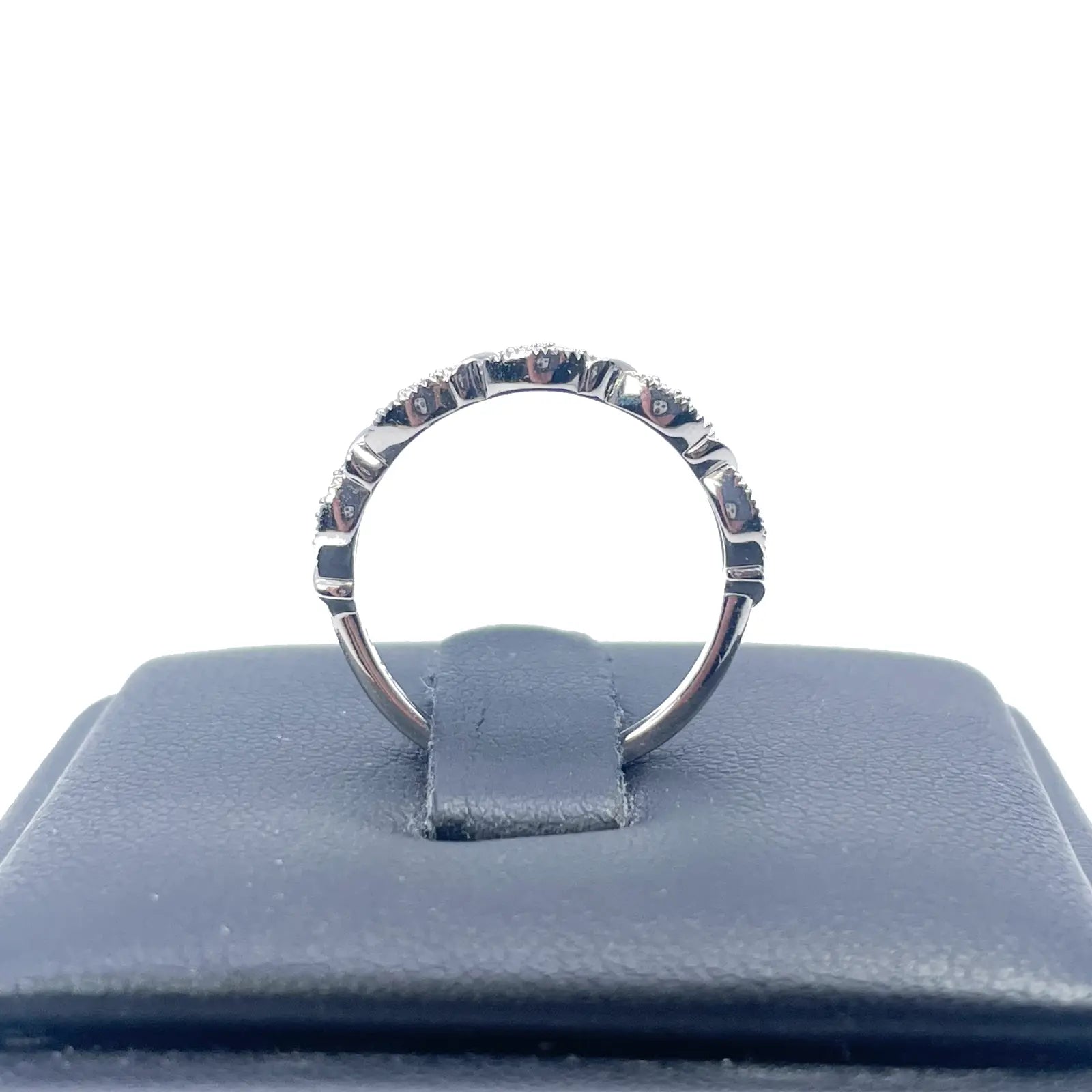 18ct White Gold Round Diamond Half  Eternity Milgrain Stackable Band 0.11ct  Diamond Ring