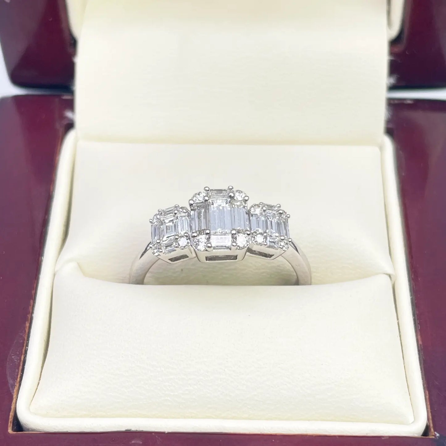 18ct White Gold Round Diamond & Baguette Trilogy Ring 0.98ct  Diamond Ring