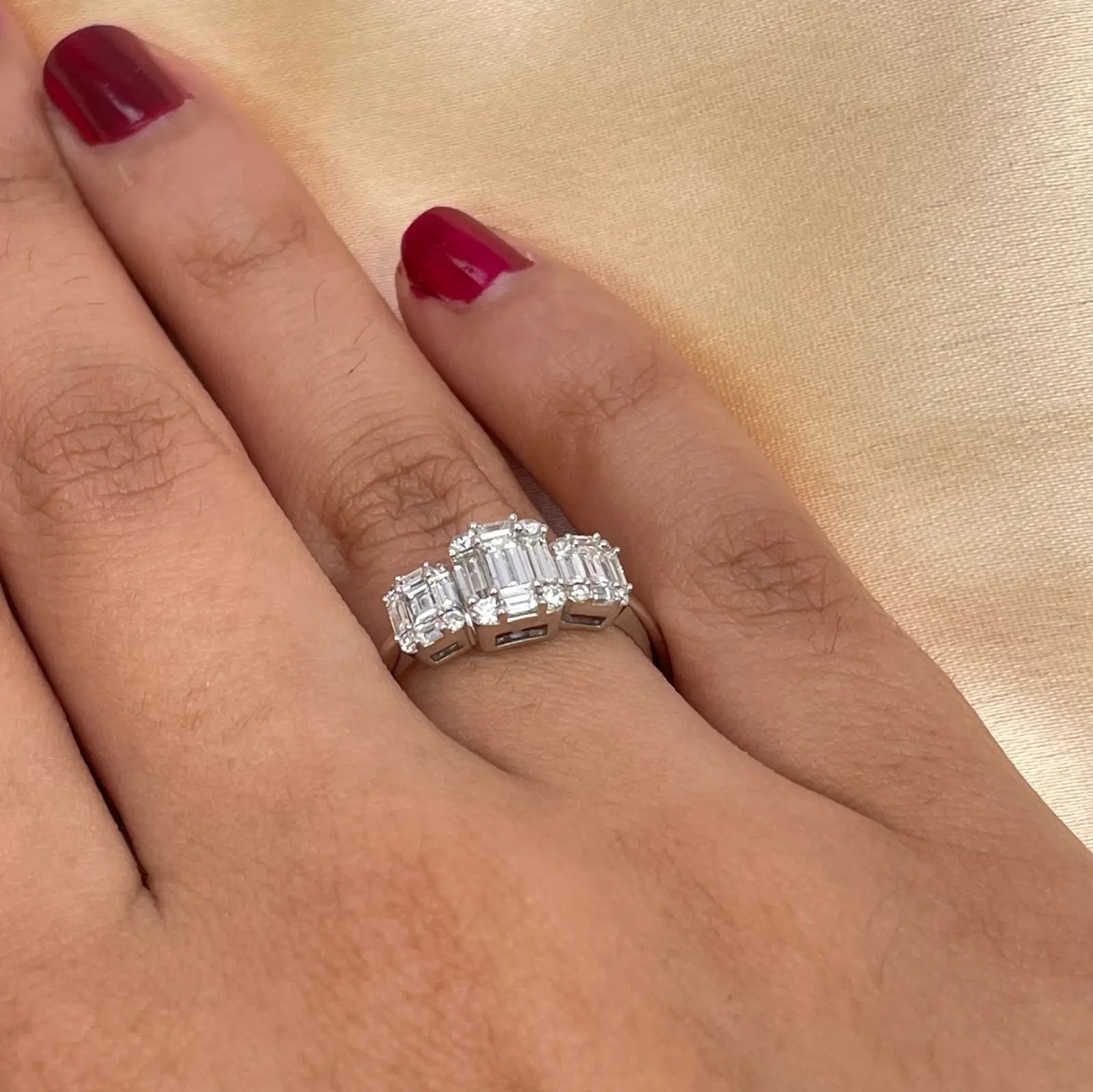 18ct White Gold Round Diamond & Baguette Trilogy Ring 0.98ct  Diamond Ring