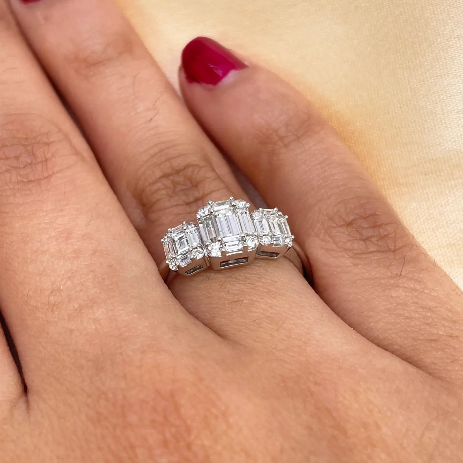 18ct White Gold Round Diamond & Baguette Trilogy Ring 0.98ct  Diamond Ring