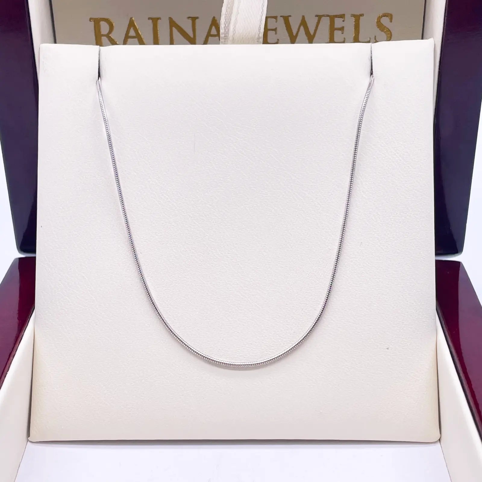 18ct White Gold Snake Necklace 16  Gold Chain