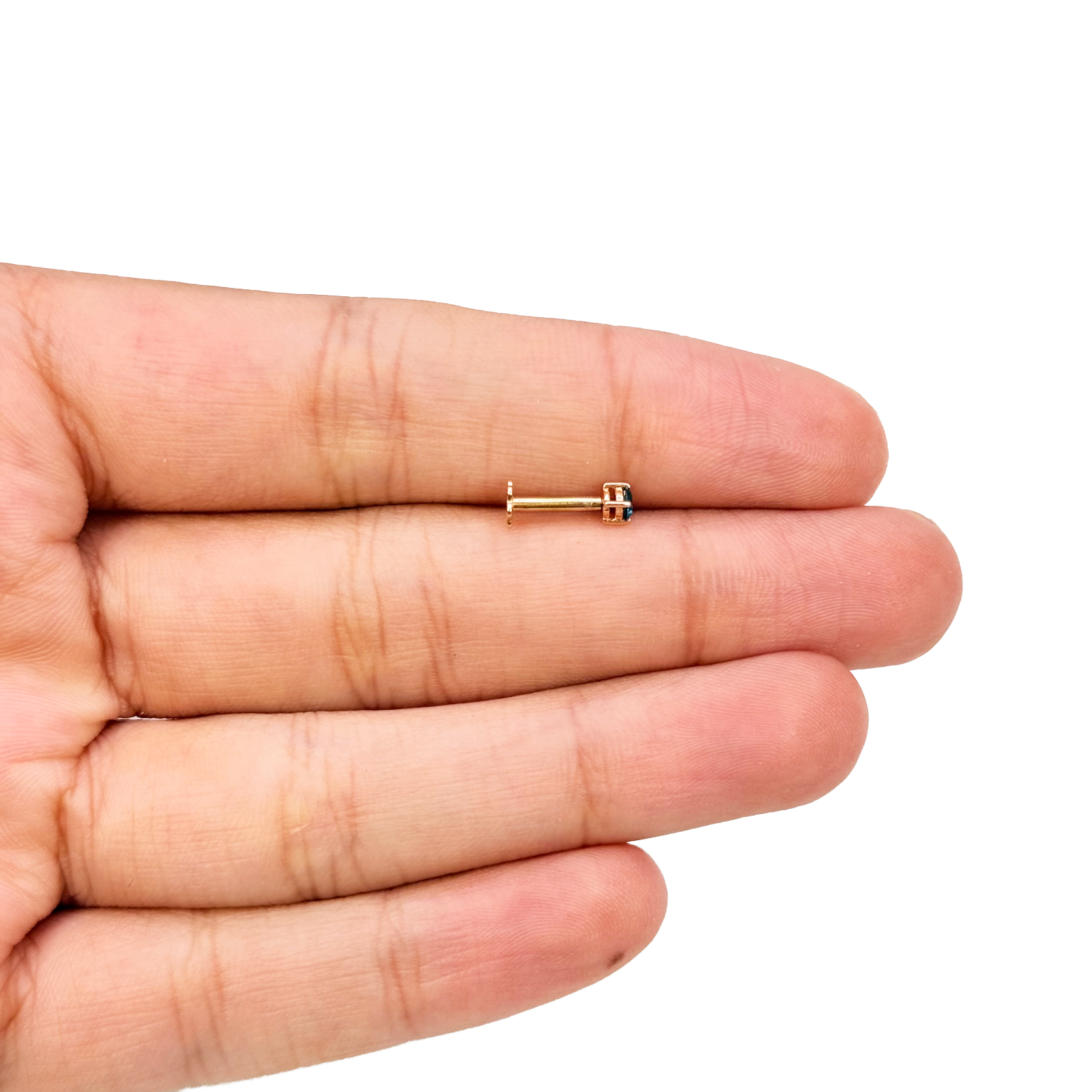 18ct White Or Rose Gold Blue Diamond Nose Stud Pin 0.08ct 4 claw 2.6mm Width 