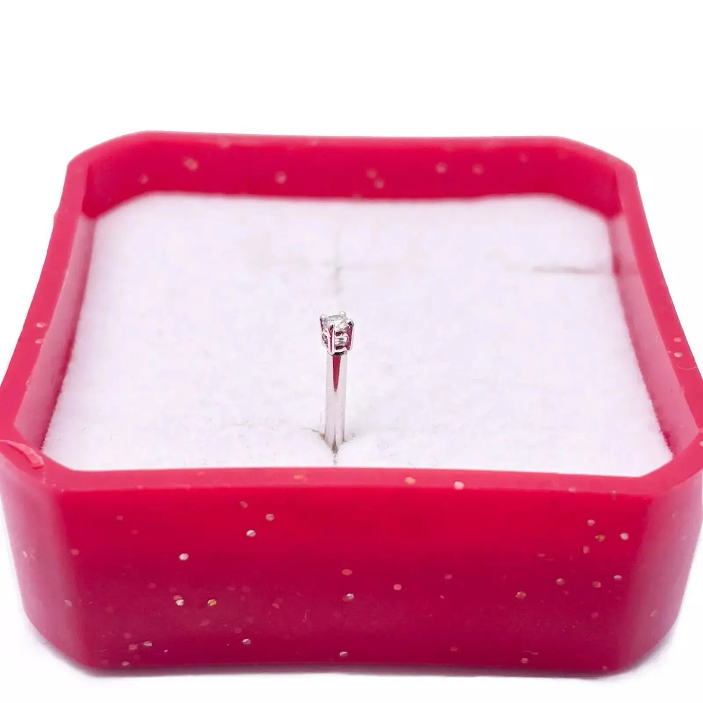 18ct White Or Yellow Gold Diamond Nose Stud Pin 0.02ct 4 claw 1.7mm Width 