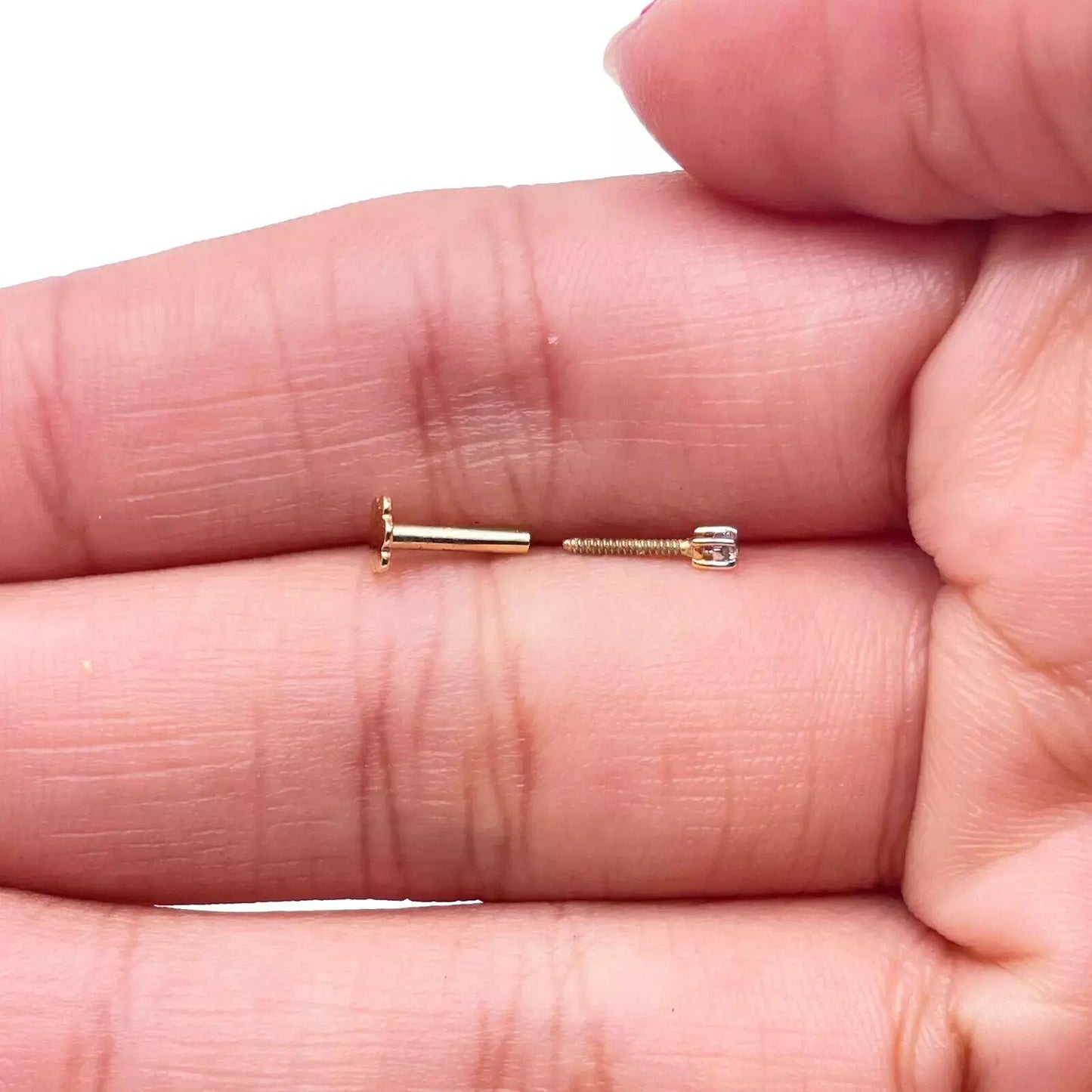 18ct White Or Yellow Gold Diamond Nose Stud Pin 0.02ct 4 claw 1.7mm Width 