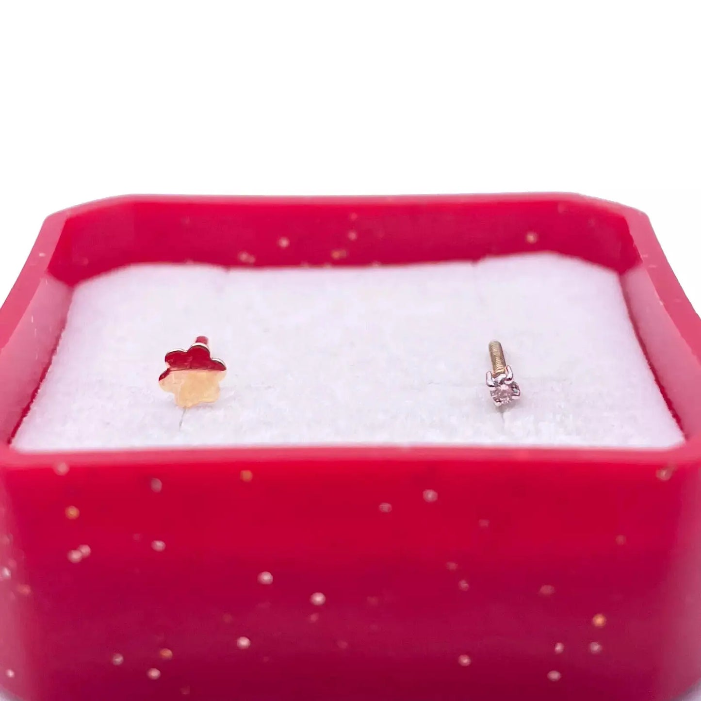 18ct White Or Yellow Gold Diamond Nose Stud Pin 0.02ct 4 claw 1.7mm Width  Body Piercings