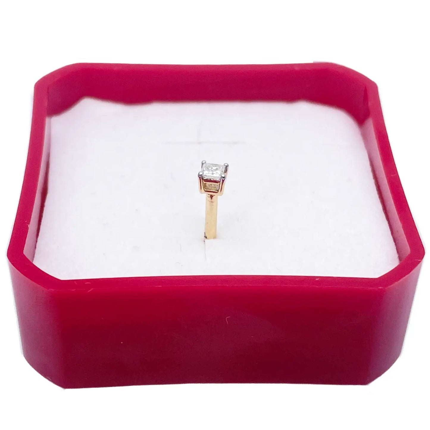 18ct White Or Yellow Gold Princess Diamond Nose Stud Pin 0.07ct 4 claw 2.8mm 