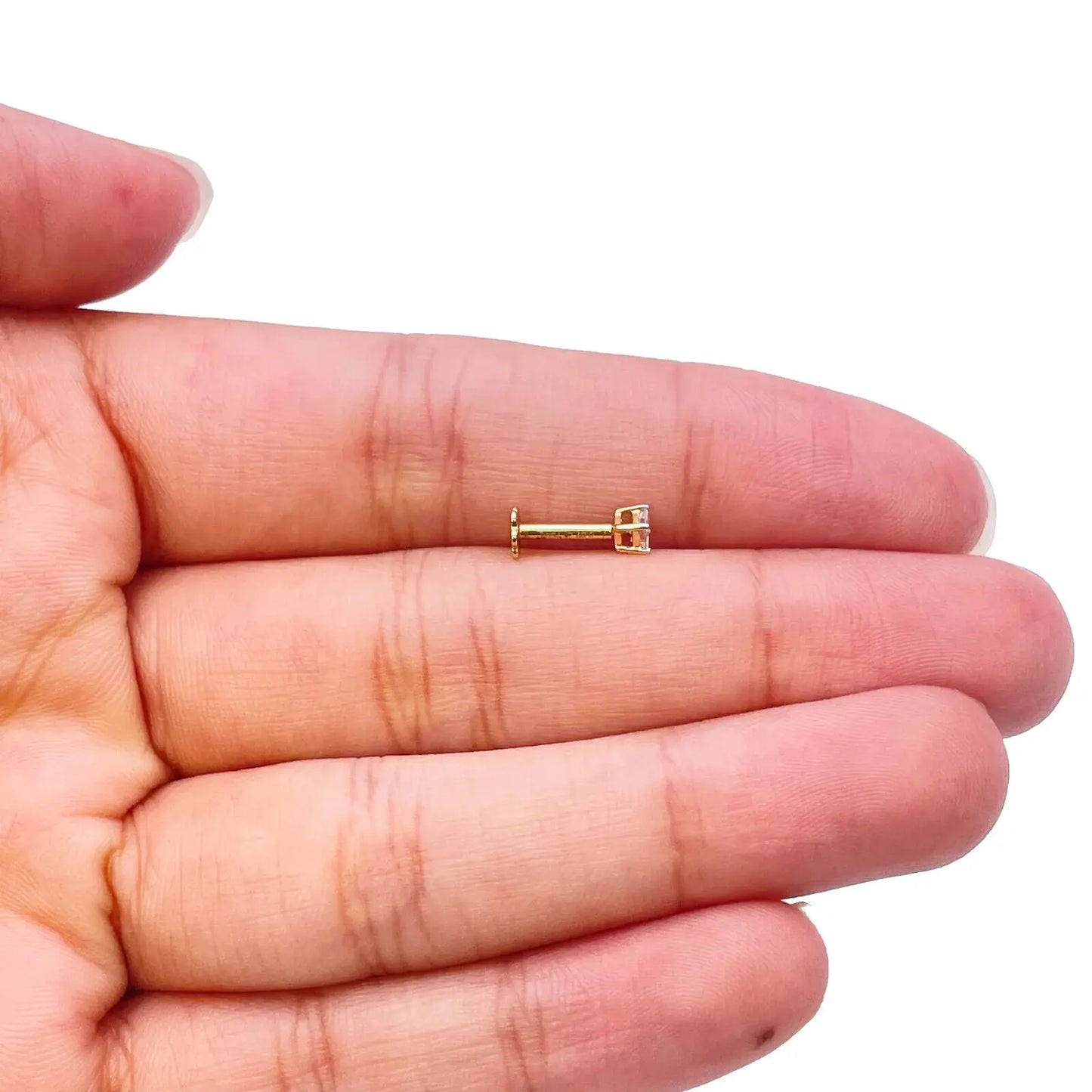 18ct White Or Yellow Gold Princess Diamond Nose Stud Pin 0.10ct 4 claw 3.2mm 