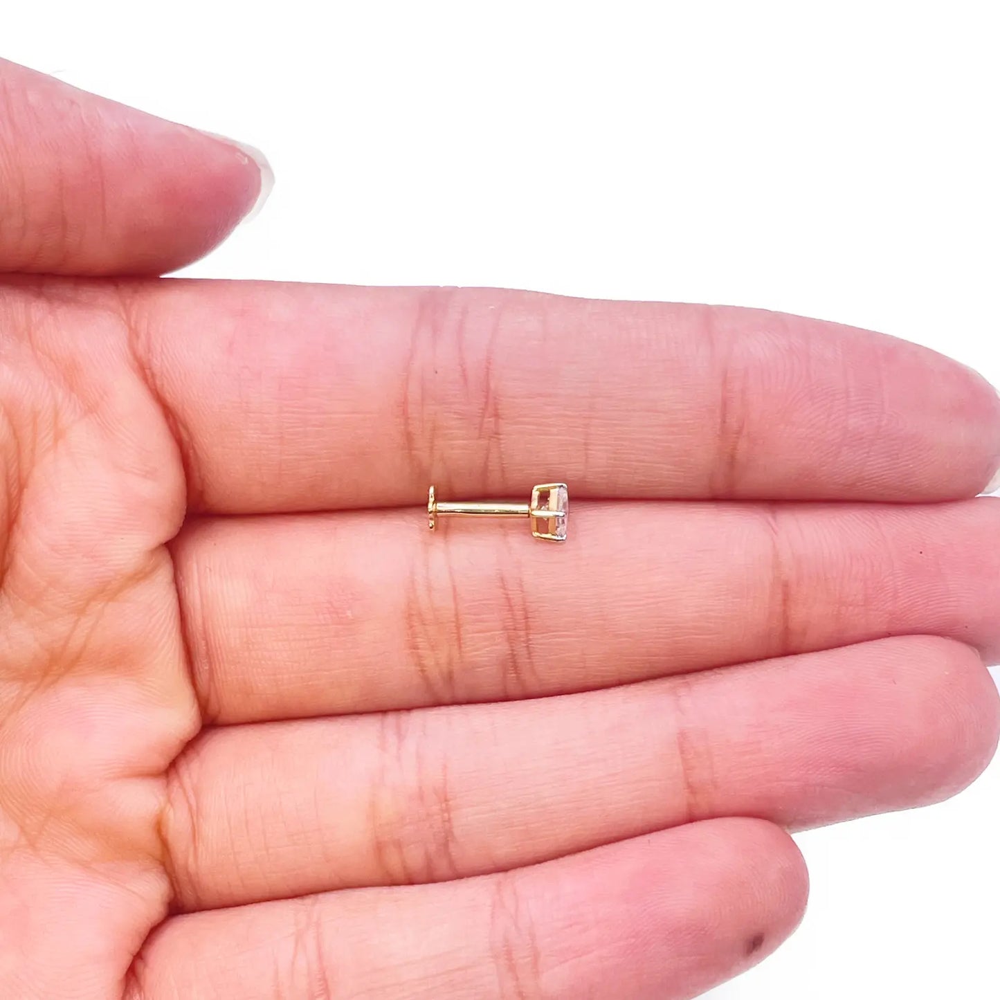 18ct White Or Yellow Gold Princess Diamond Nose Stud Pin 0.15ct 4 claw 3.4mm 