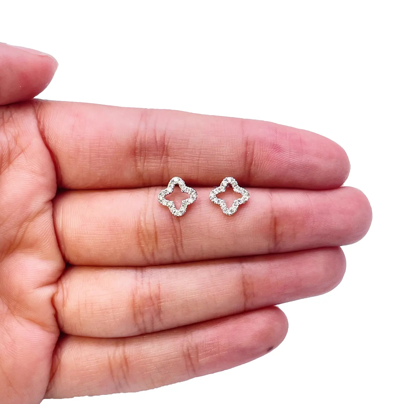 18ct Yellow Gold Diamond Clover Necklace Stud Earrings Matching Set 0.38ct 