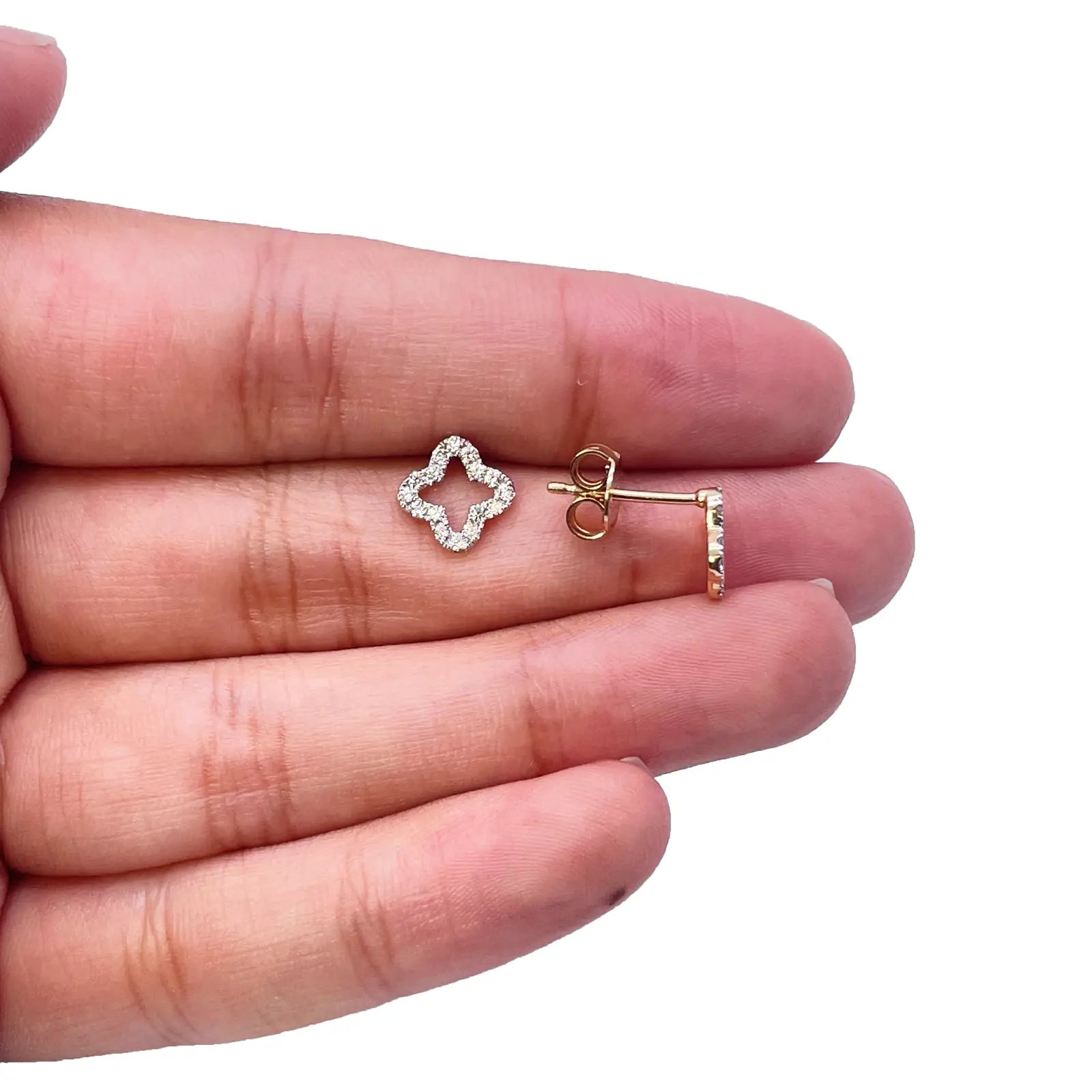 18ct Yellow Gold Diamond Clover Necklace Stud Earrings Matching Set 0.38ct 