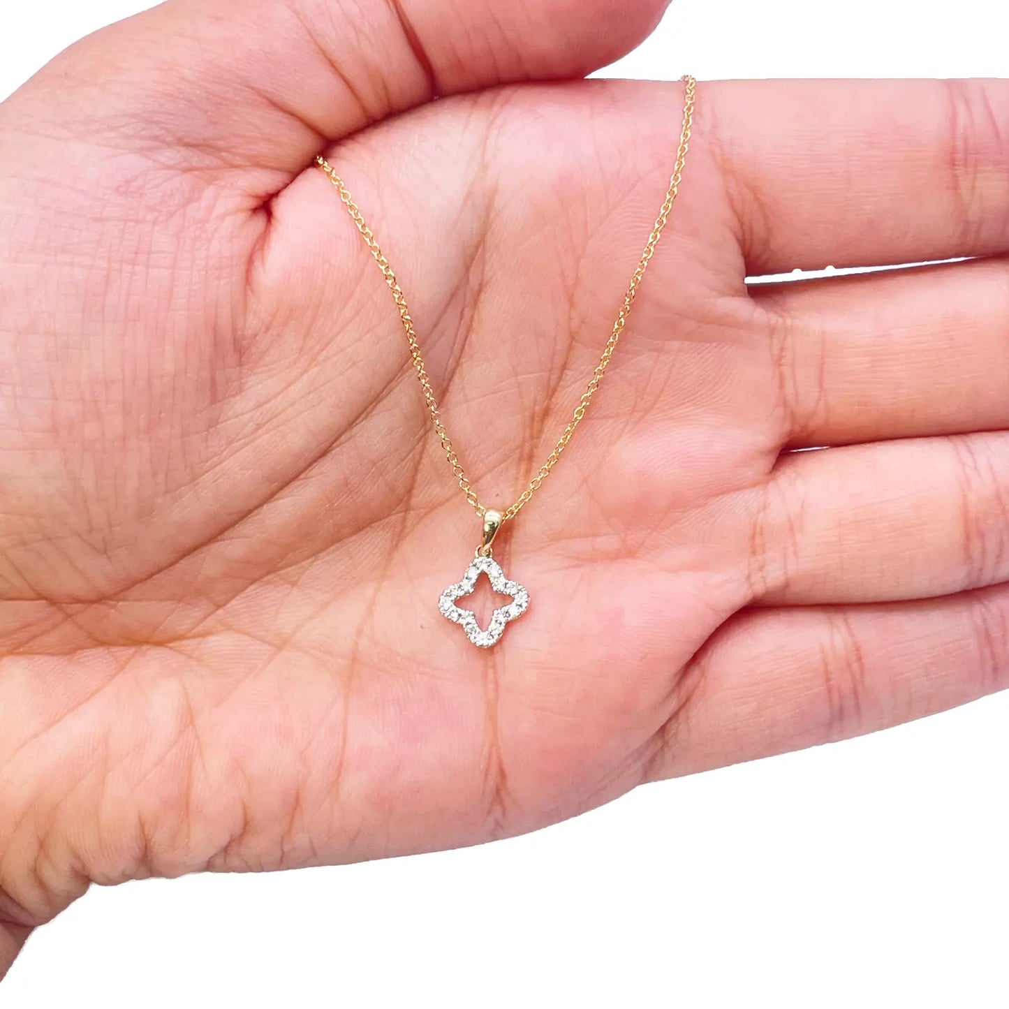 18ct Yellow Gold Diamond Clover Necklace Stud Earrings Matching Set 0.38ct 