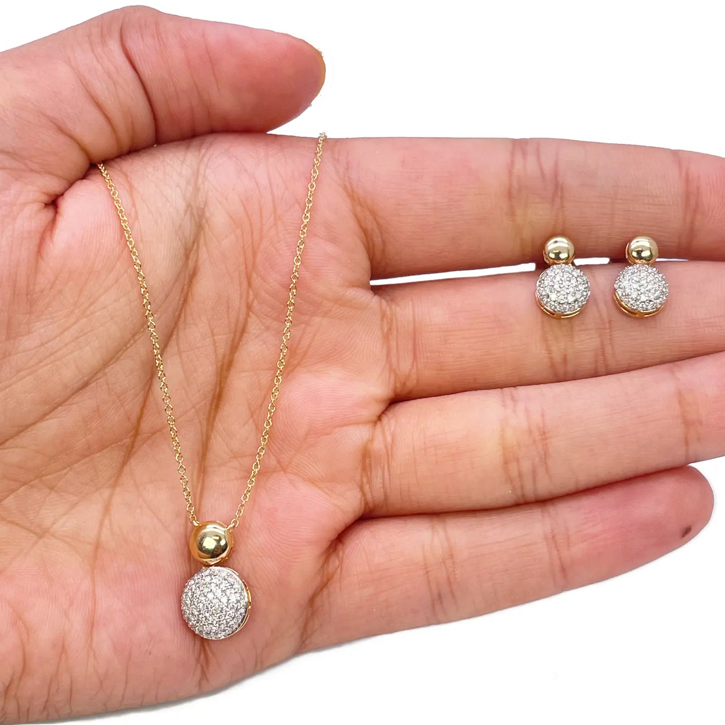 18ct Yellow Gold Diamond Round Necklace Stud Earrings Matching Set 0.58ct 