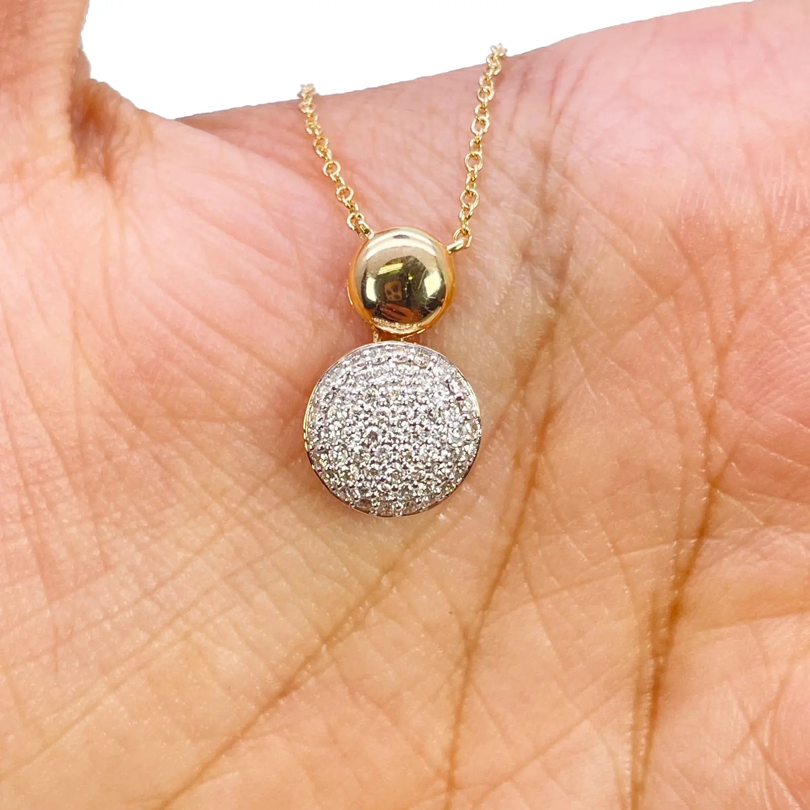 18ct Yellow Gold Diamond Round Necklace Stud Earrings Matching Set 0.58ct 