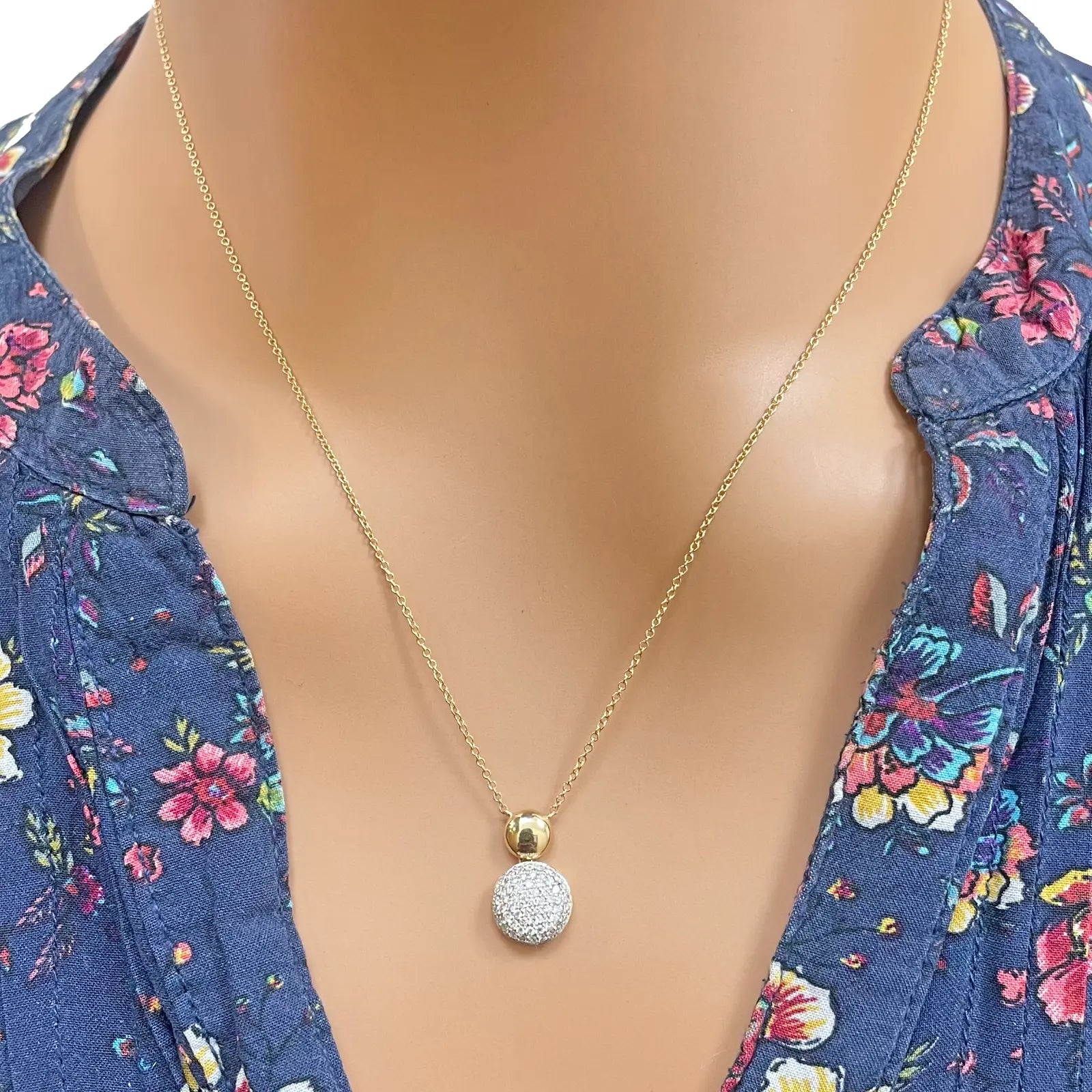 18ct Yellow Gold Diamond Round Necklace Stud Earrings Matching Set 0.58ct 