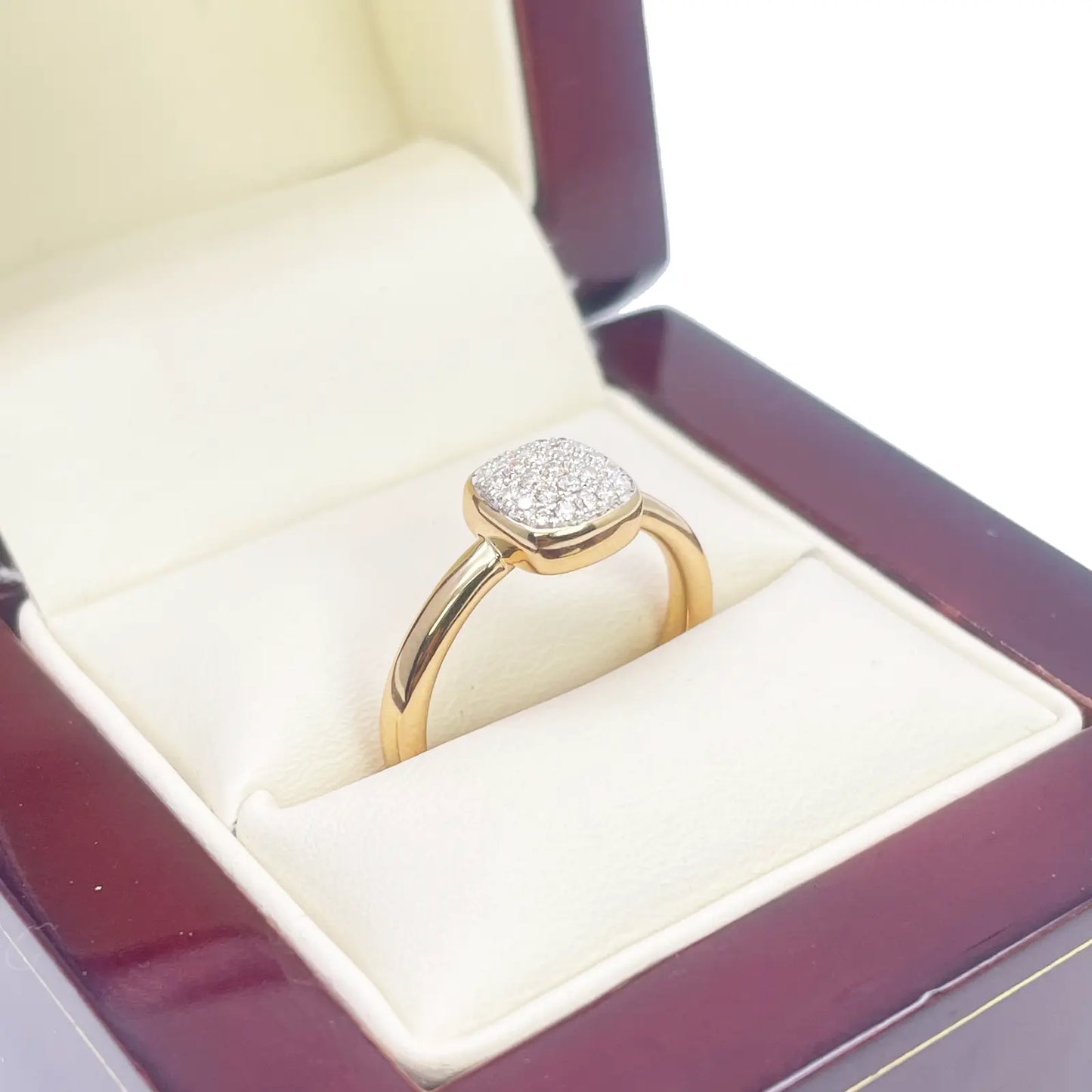 18ct Yellow Gold Elegant Diamond Square Ring 0.16ct  Diamond Ring