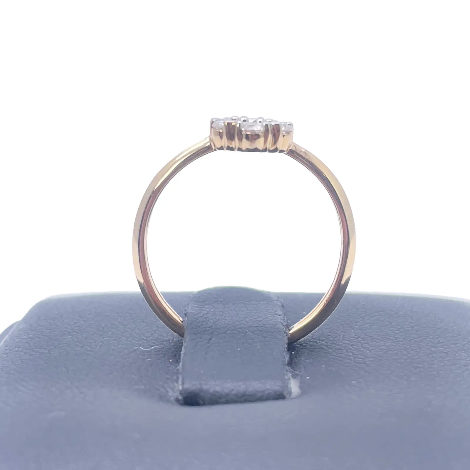 18ct Yellow Gold Elegant Floral Diamond Ring 0.37ct  Diamond Ring