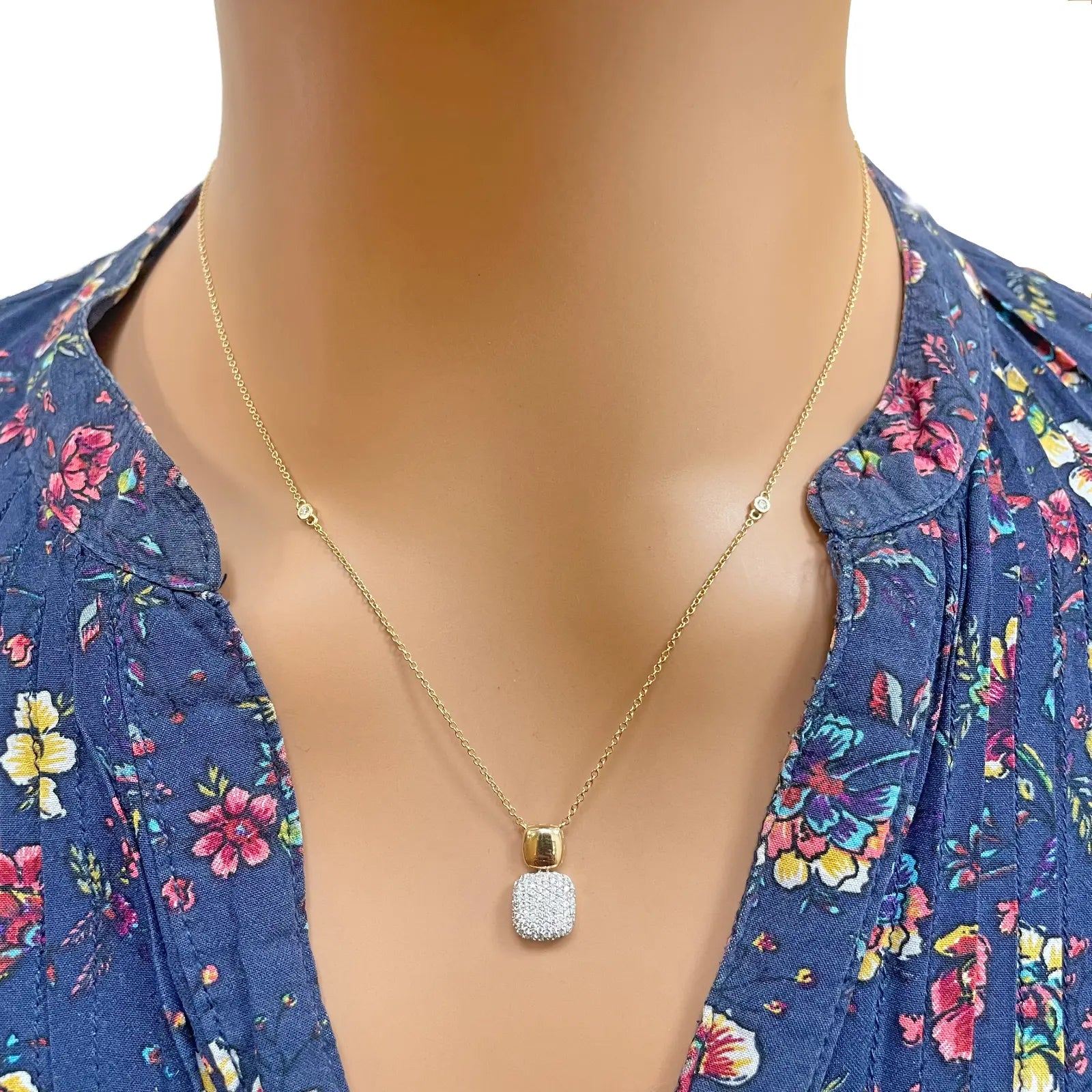 18ct Yellow Gold Natural Diamond 0.27ct Cluster Square Pendant Necklace 18''inch 