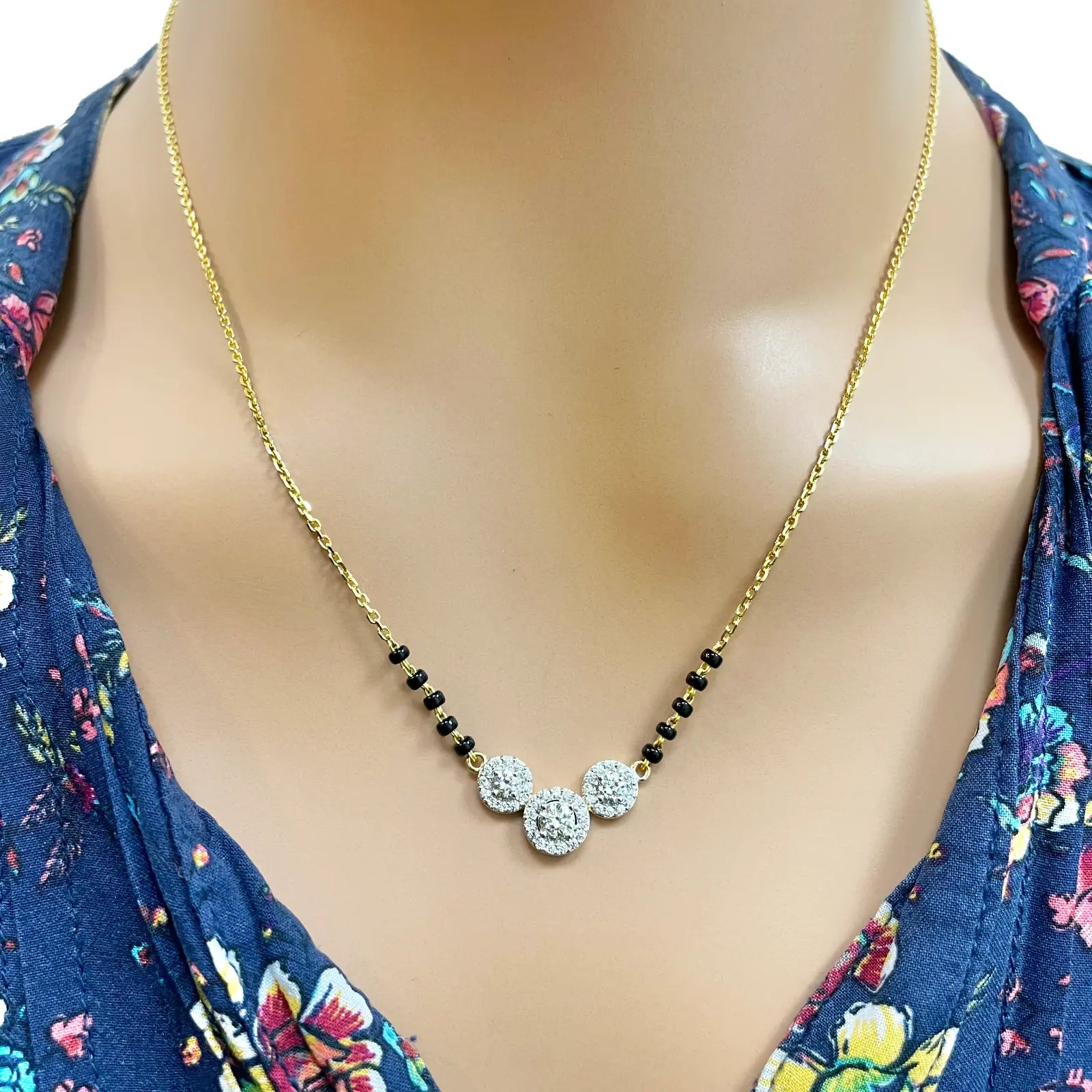 18ct Yellow Gold Natural Diamond 0.62ct Triple Halo Pendant Mangalsutra Necklace Hallmarked  Mangalsutra Chains