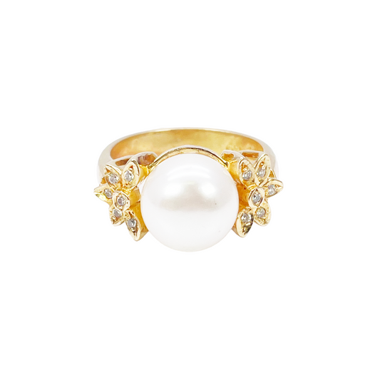 18ct Yellow Gold Pre-Owned Cubic Zirconia & Freshwater Pearl Elegant Vintage Floral Ring 