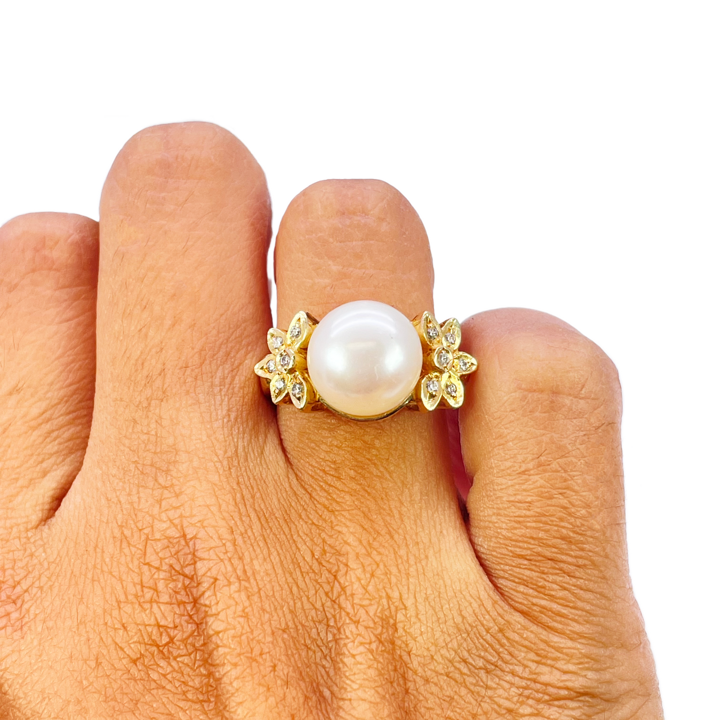 18ct Yellow Gold Pre-Owned Cubic Zirconia & Freshwater Pearl Elegant Vintage Floral Ring 
