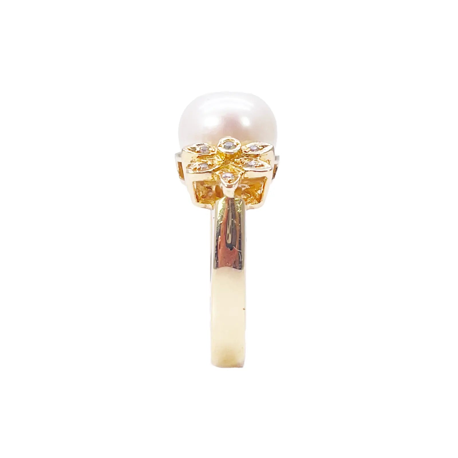 18ct Yellow Gold Pre-Owned Cubic Zirconia & Freshwater Pearl Elegant Vintage Floral Ring 