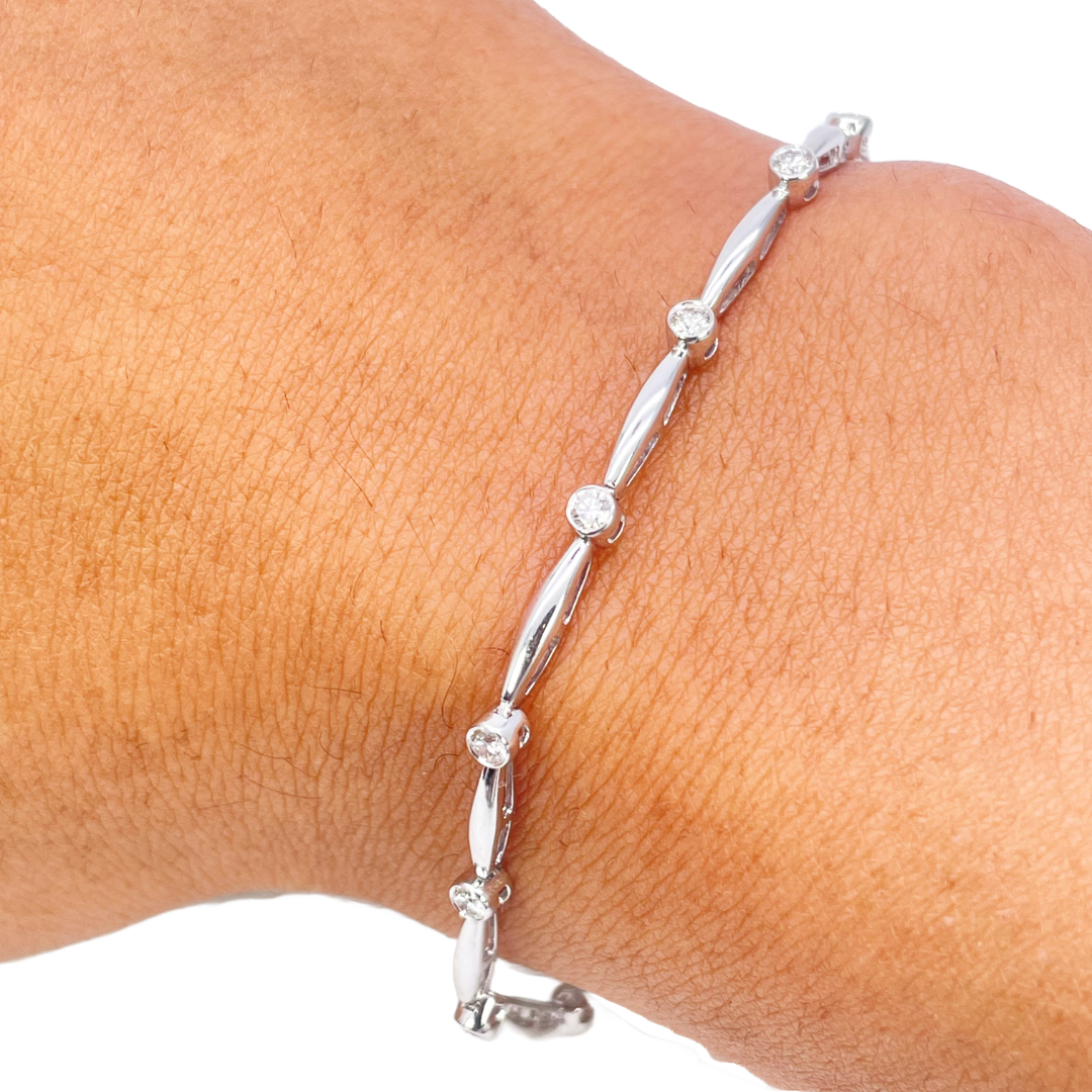 18ct White Gold Round Natural Diamond Bamboo Bracelet 0.55ct 7 Inches