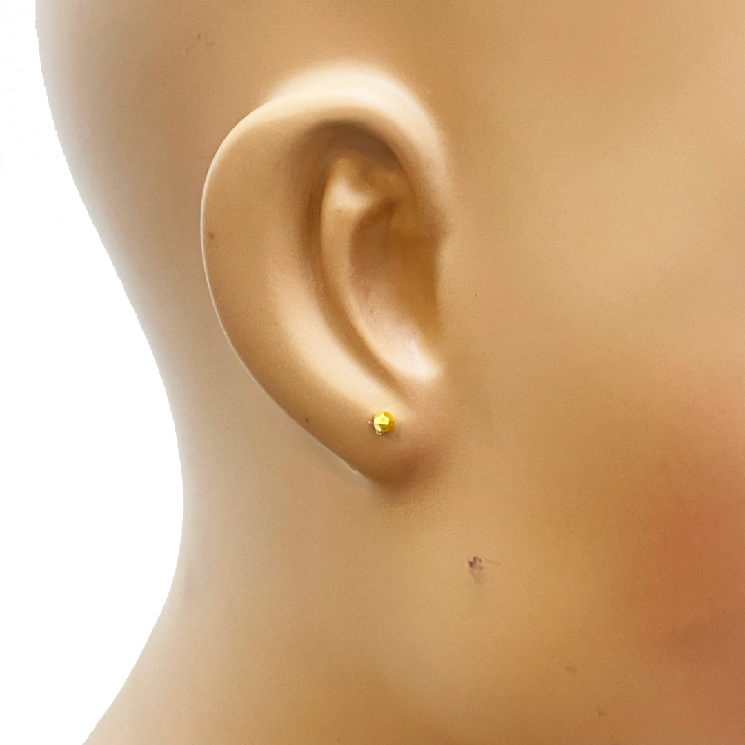 22ct Yellow Plain Gold Baby Stud earrings claw set Child Friendly 2.8 MM