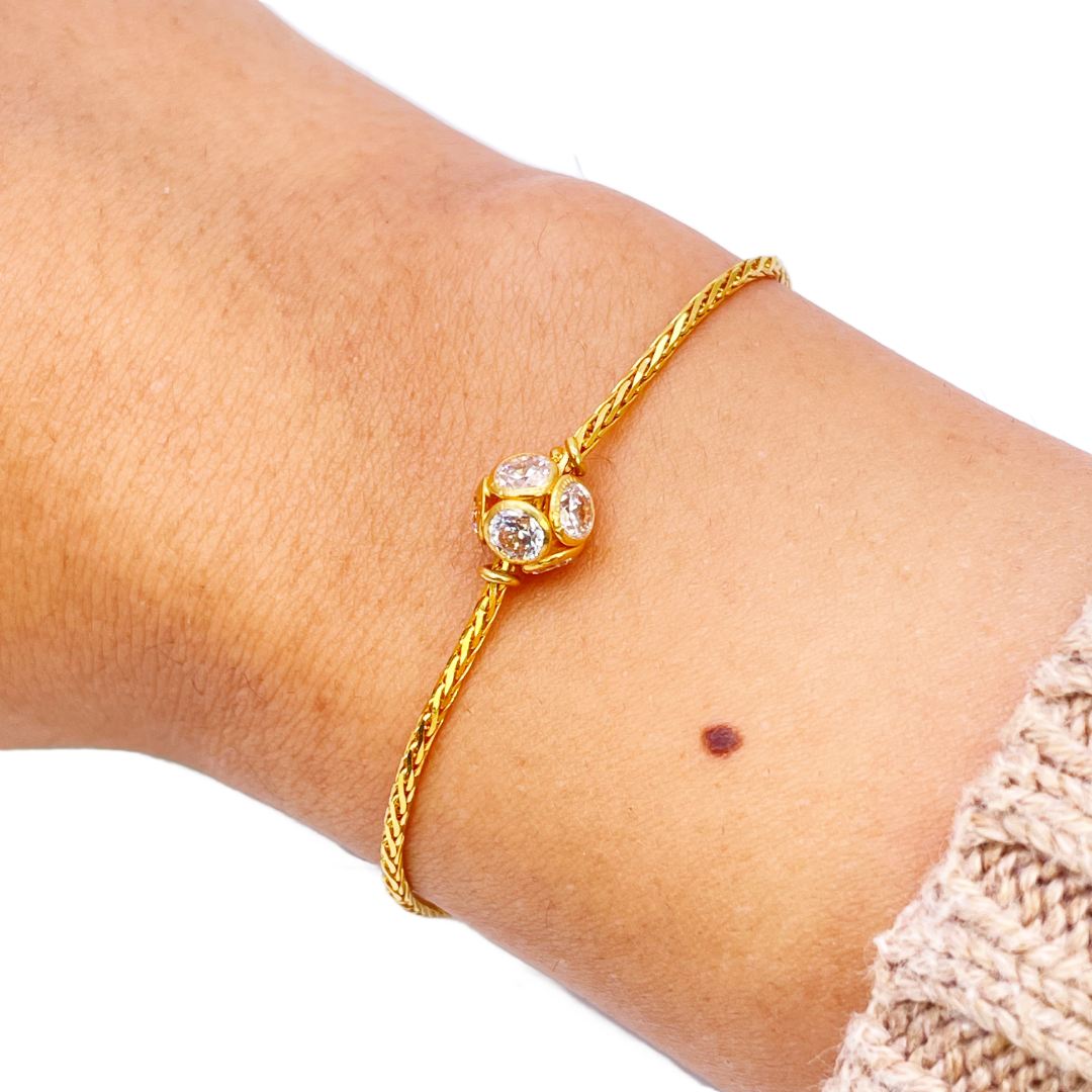 22ct Yellow Gold & Sparkly Glitter Ball Bracelet 6.5 inches